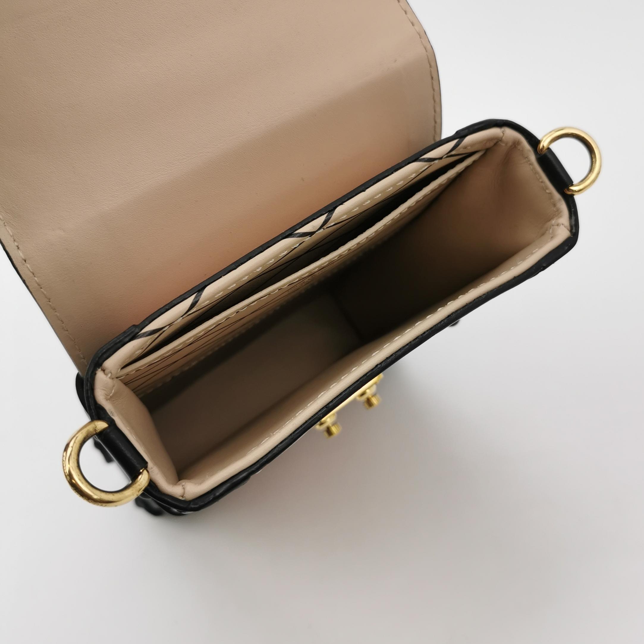 Louis Vuitton(LV) Vertical Trunk Pochette Epi Leather — photo 7 of 14