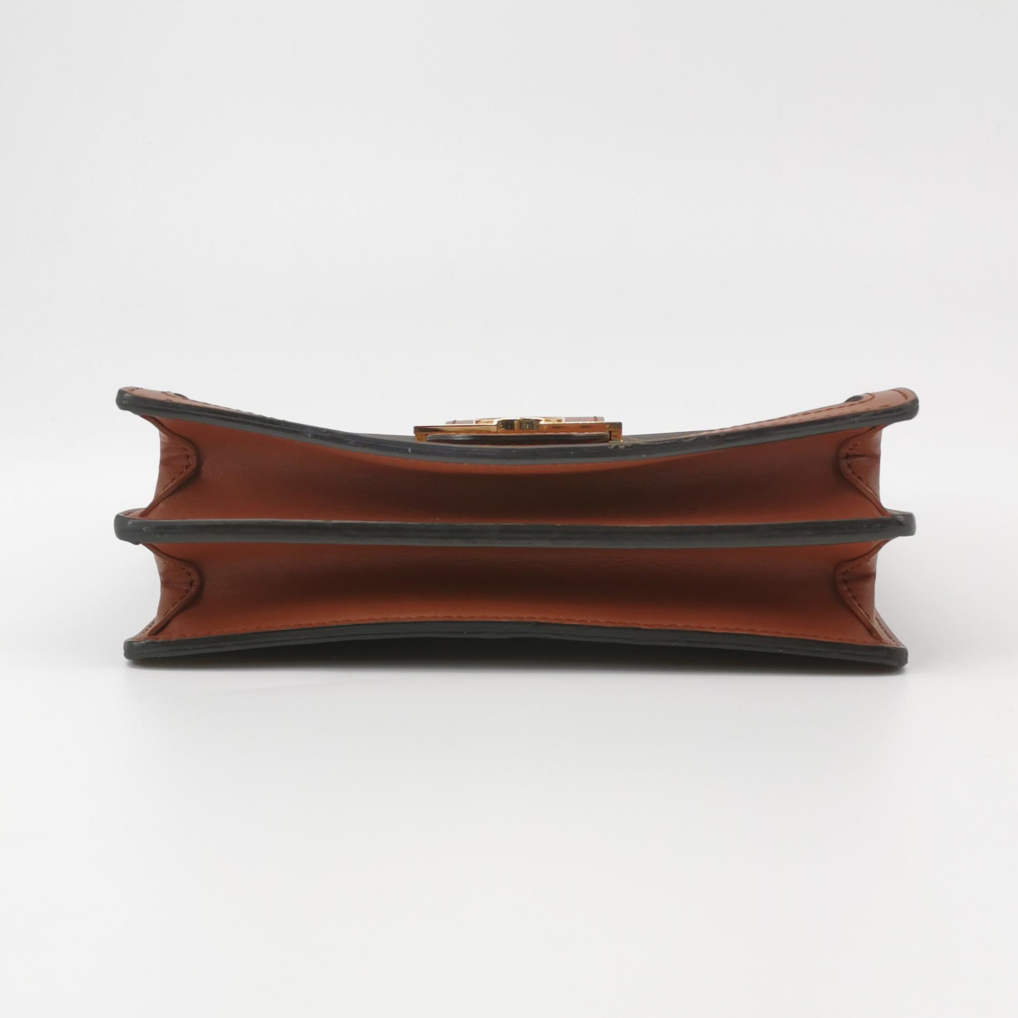 Louis Vuitton(LV) Dauphine Shoulder Bag Reverse Monogram Canvas MM — photo 6 of 22