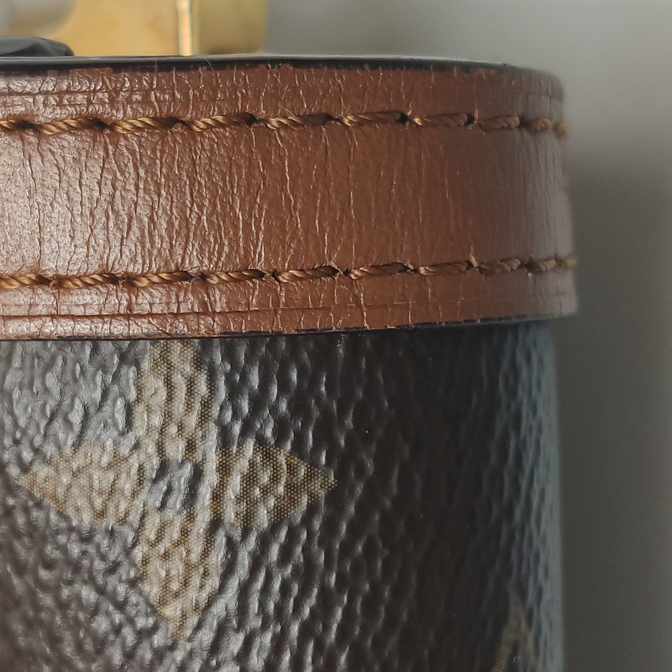 Louis Vuitton(LV) Dauphine Shoulder Bag Reverse Monogram Canvas MM — photo 18 of 23