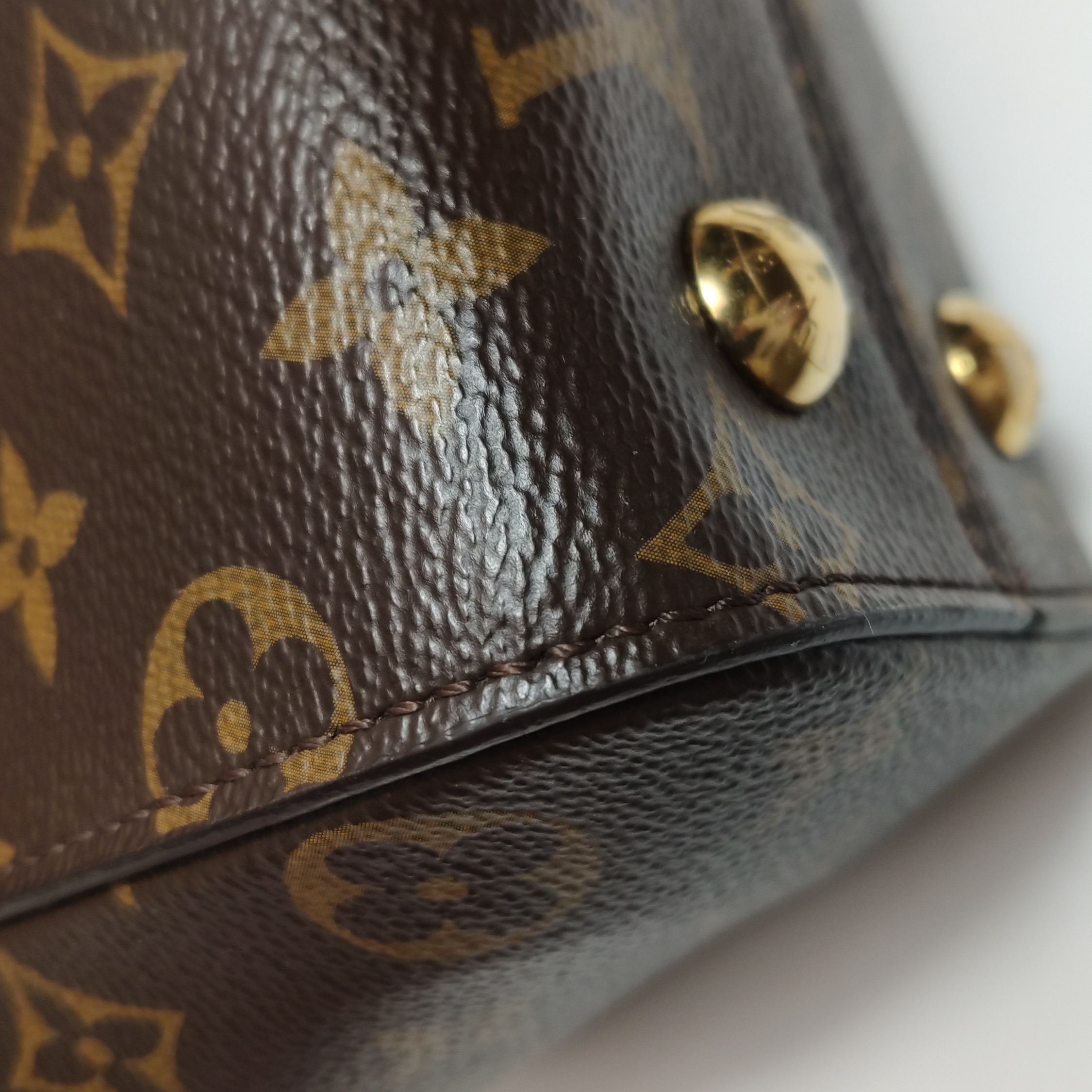 Louis Vuitton(LV) Cluny Top Handle Bag Monogram Canvas BB — photo 16 of 18
