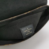Louis Vuitton(LV) Locky Handbag Monogram Canvas with Leather BB — thumbnail 9