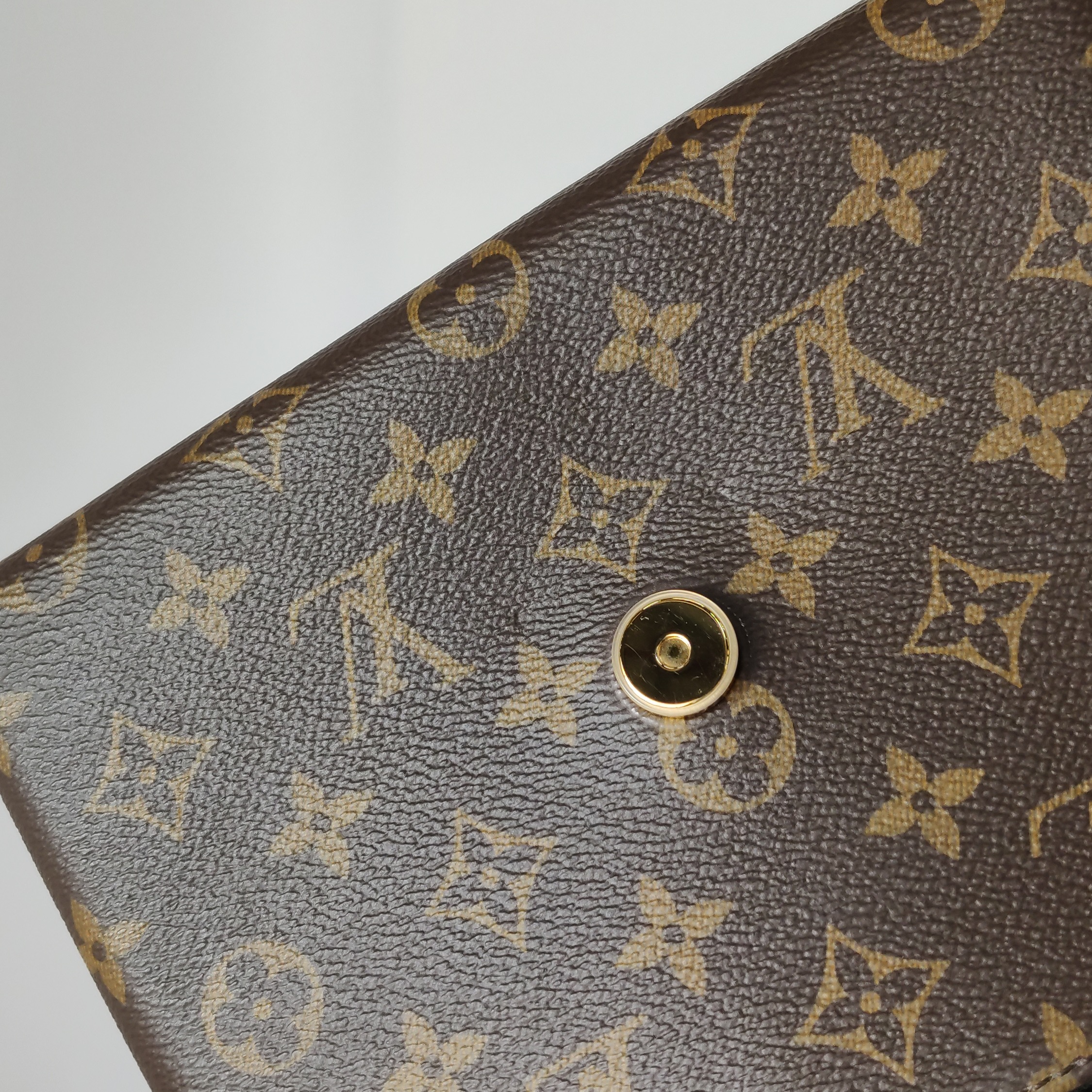 Louis Vuitton(LV) Locky Handbag Monogram Canvas with Leather BB — photo 12 of 17