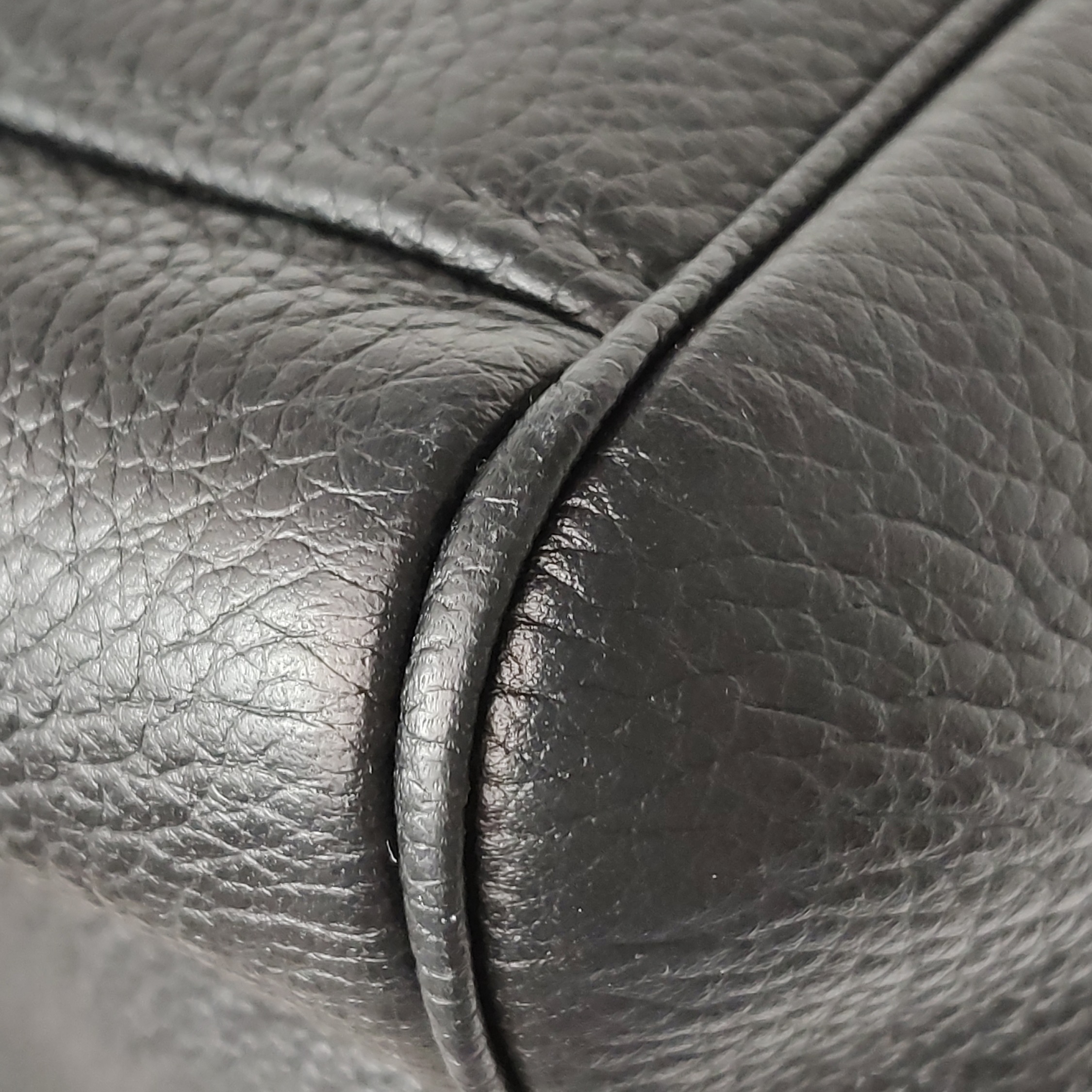 Celine Soft 16 Bag Smooth Calfskin Medium — photo 12 of 15