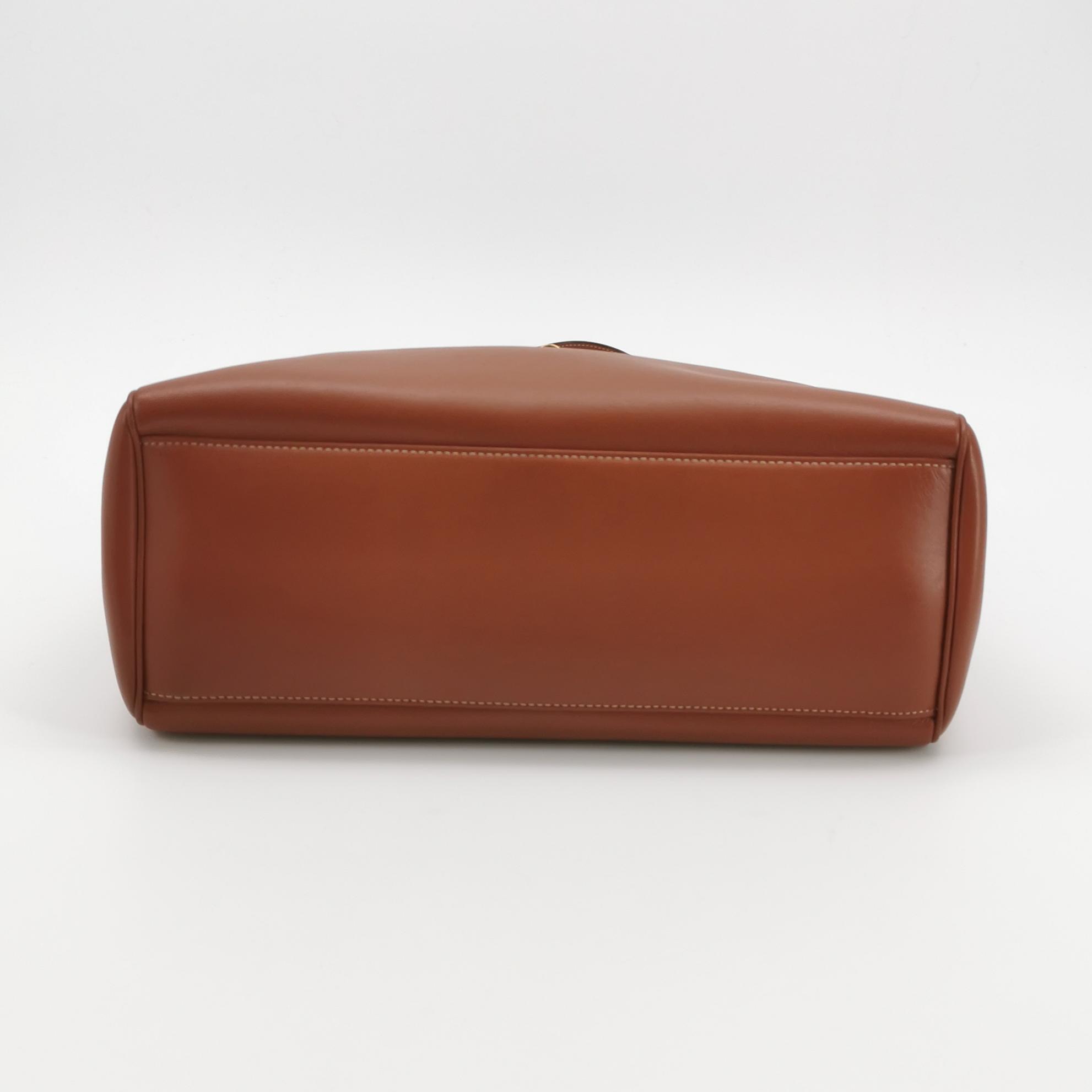 Celine Soft 16 Bag Smooth Calfskin Medium — photo 6 of 23