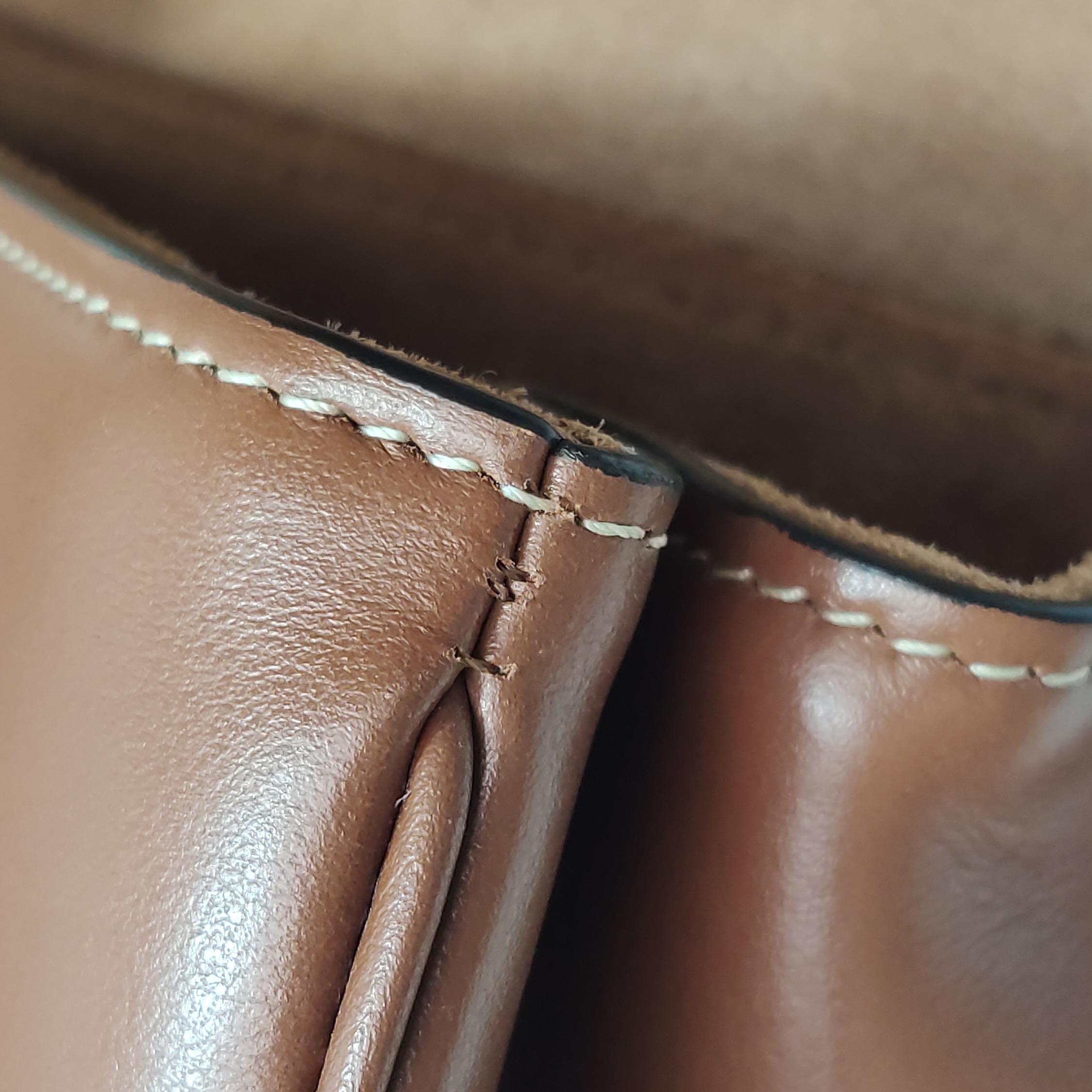 Celine Soft 16 Bag Smooth Calfskin Medium — photo 19 of 23