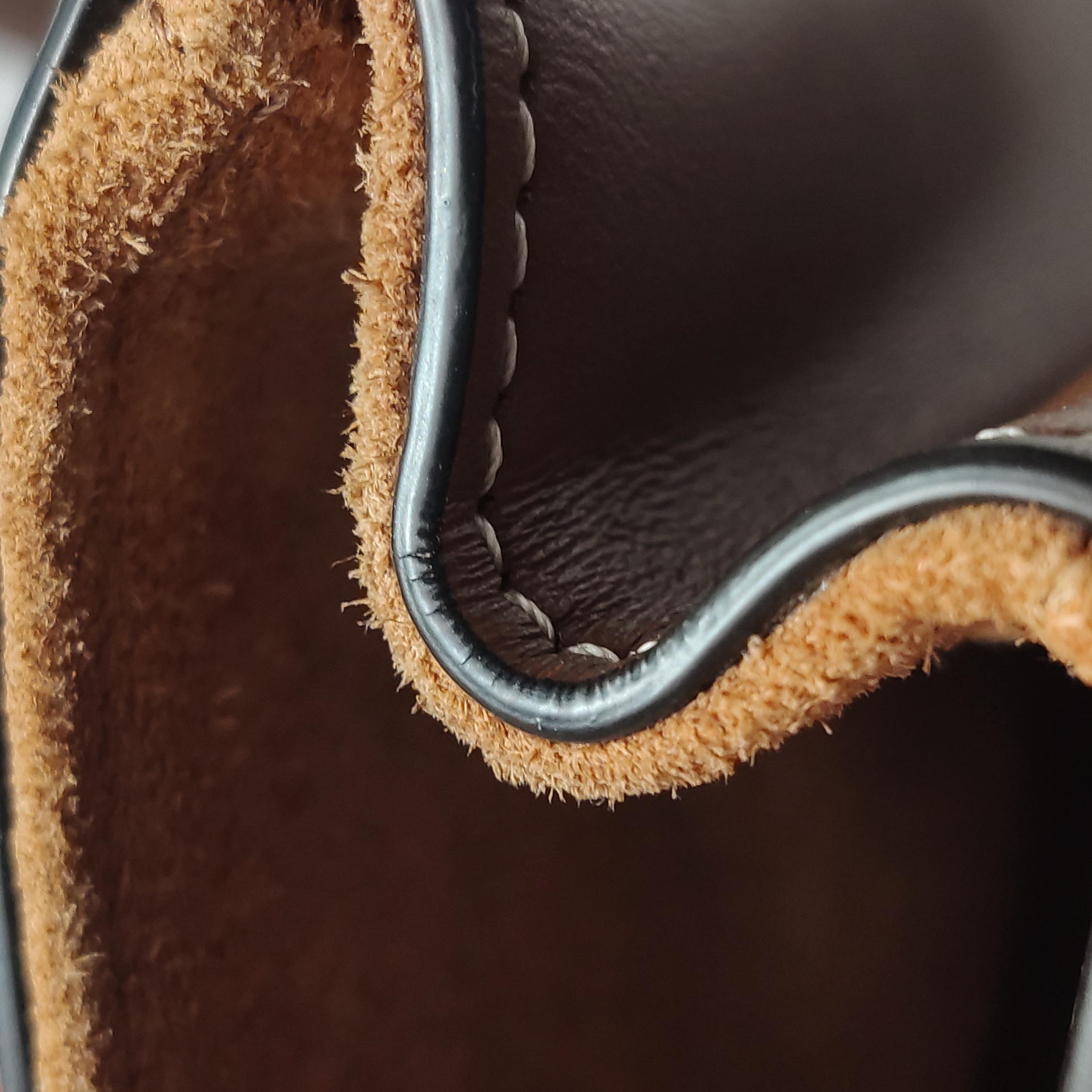 Celine Soft 16 Bag Smooth Calfskin Medium — photo 9 of 23