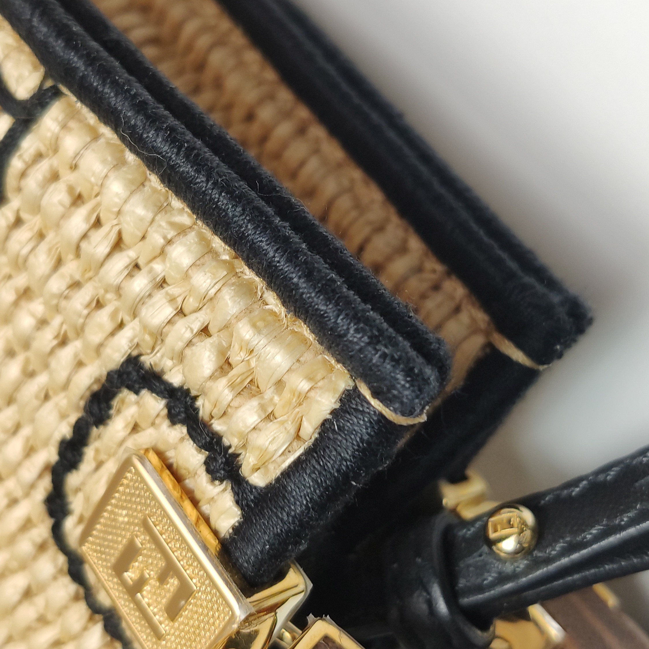 Fendi Sunshine Shopper Tote Straw Mini — photo 13 of 17