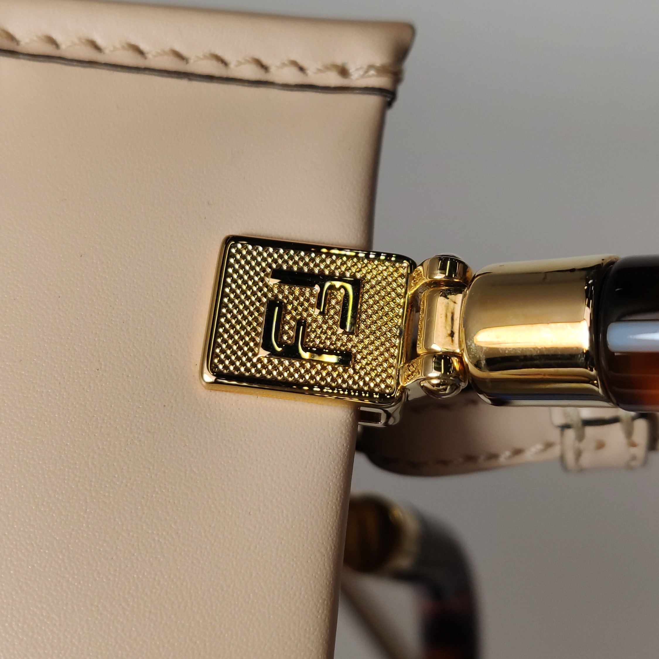 Fendi Sunshine Shopper Tote Leather Mini — photo 20 of 21