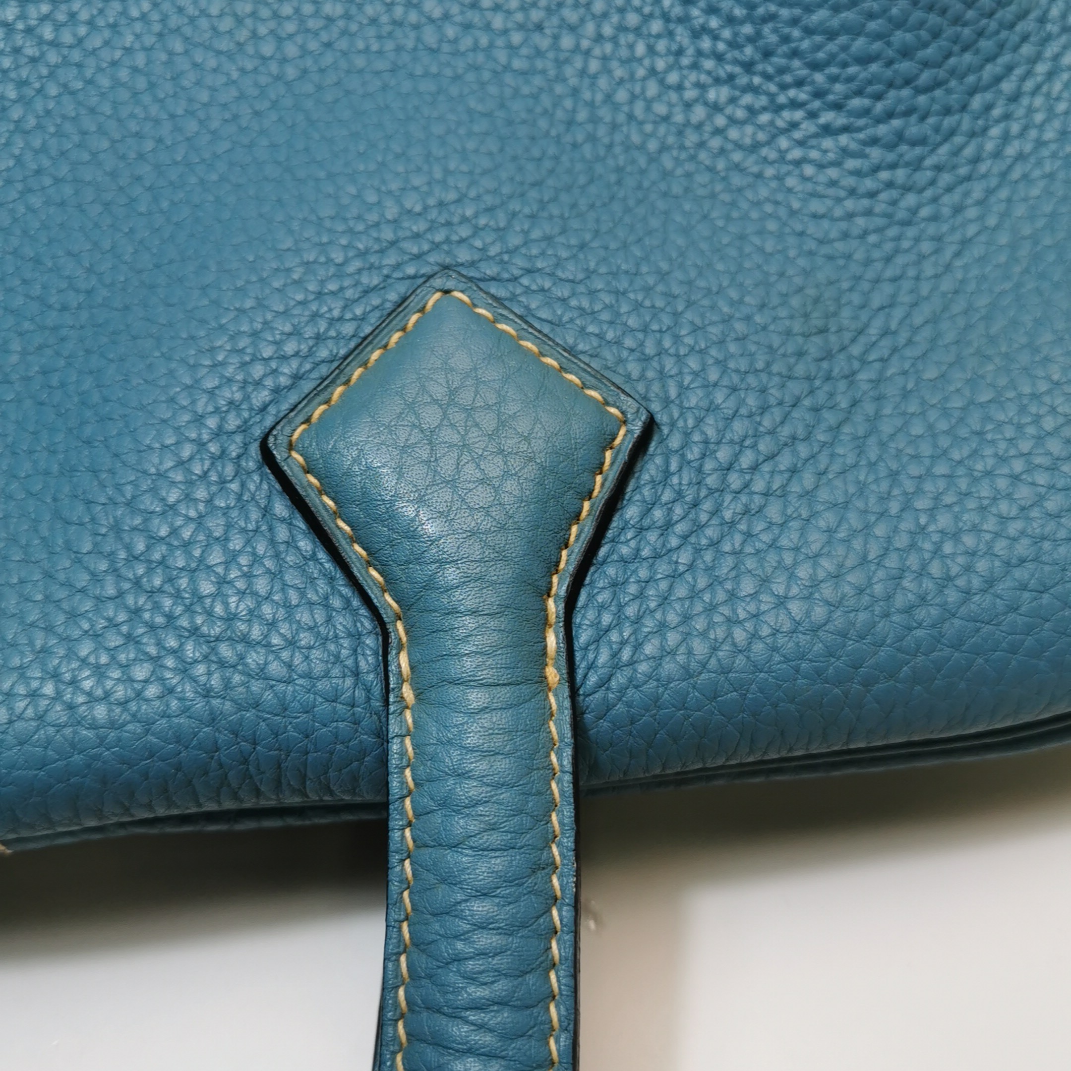 Hermes Victoria II Bag Clemence 35 — photo 15 of 16