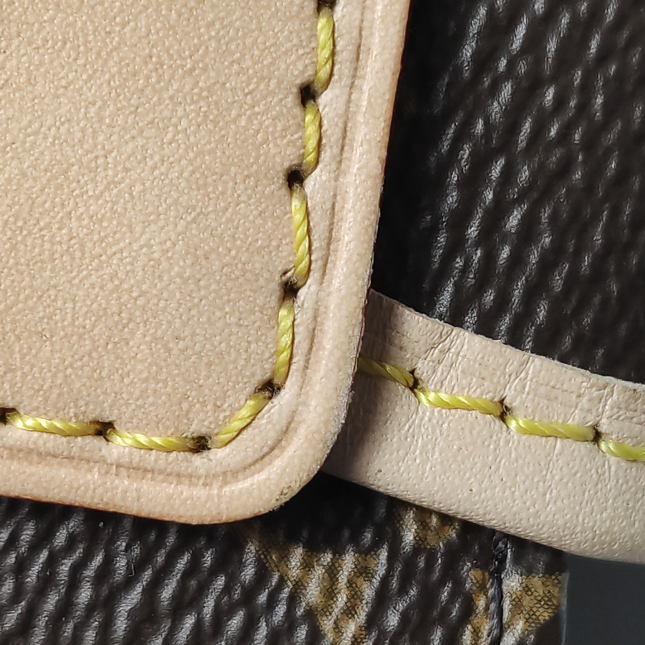 Louis Vuitton(LV) PM Shoulder Bag Monogram Canvas Brown — photo 16 of 21
