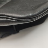 Louis Vuitton(LV) Discovery Bumbag Monogram Shadow Leather — thumbnail 11