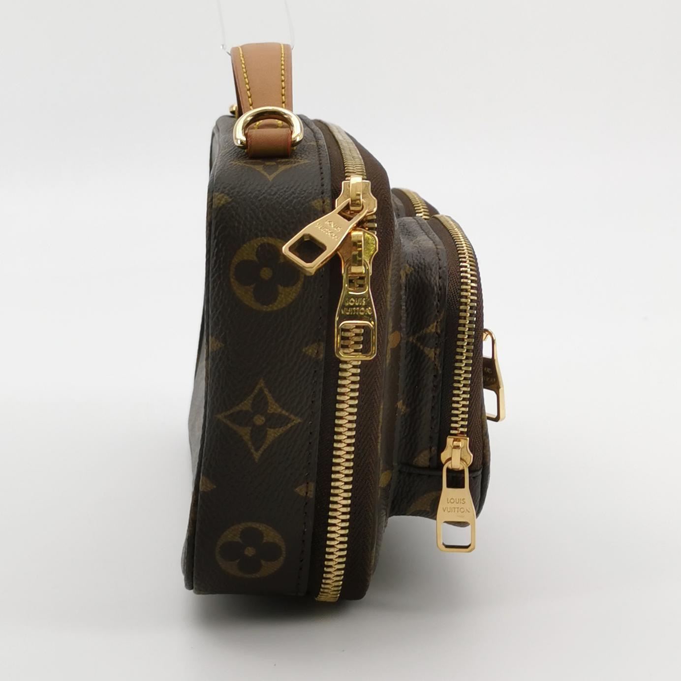 Louis Vuitton(LV) Utility Crossbody Bag Monogram Canvas — photo 4 of 22