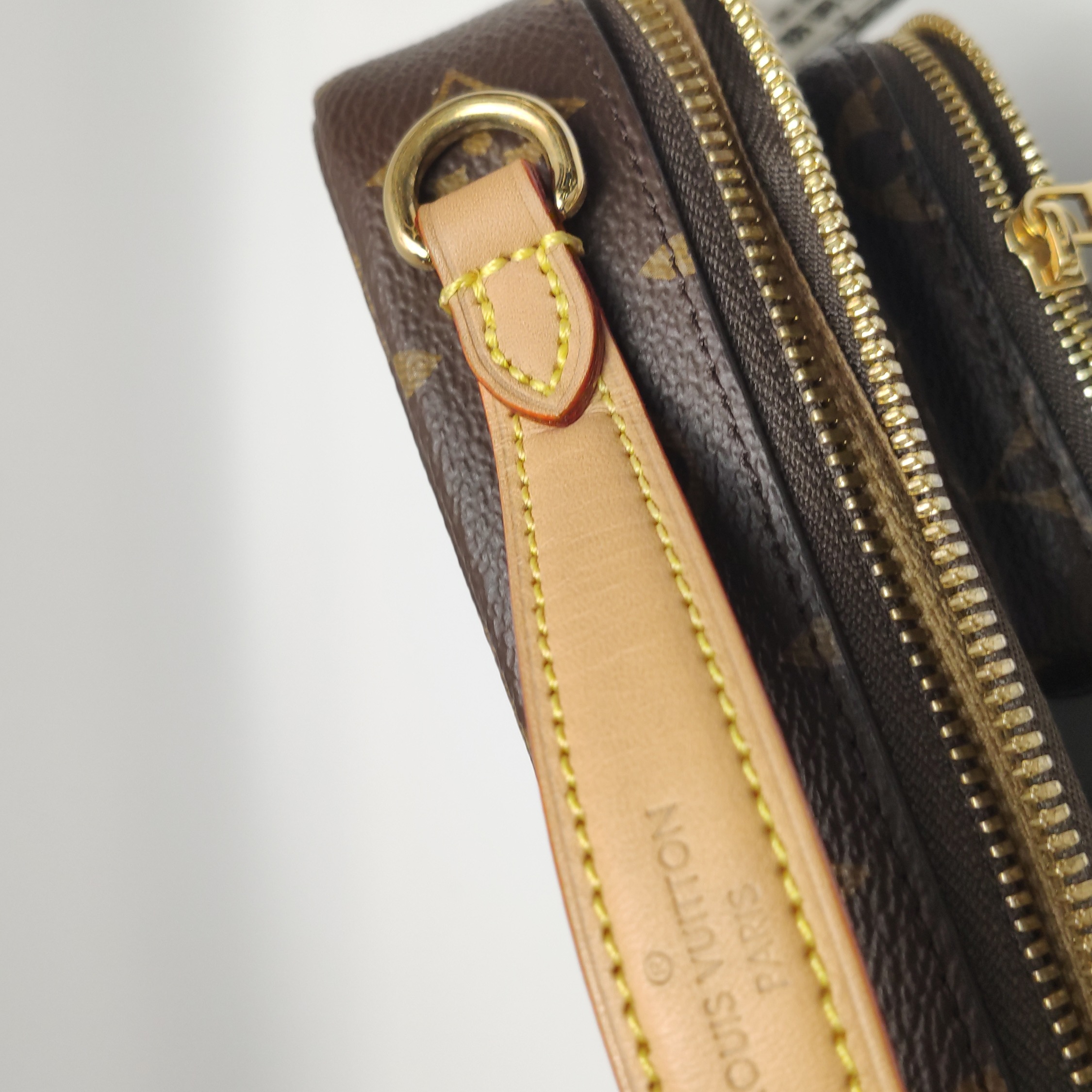 Louis Vuitton(LV) Utility Crossbody Bag Monogram Canvas — photo 20 of 22