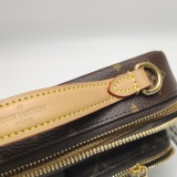 Louis Vuitton(LV) Utility Crossbody Bag Monogram Canvas — thumbnail 20