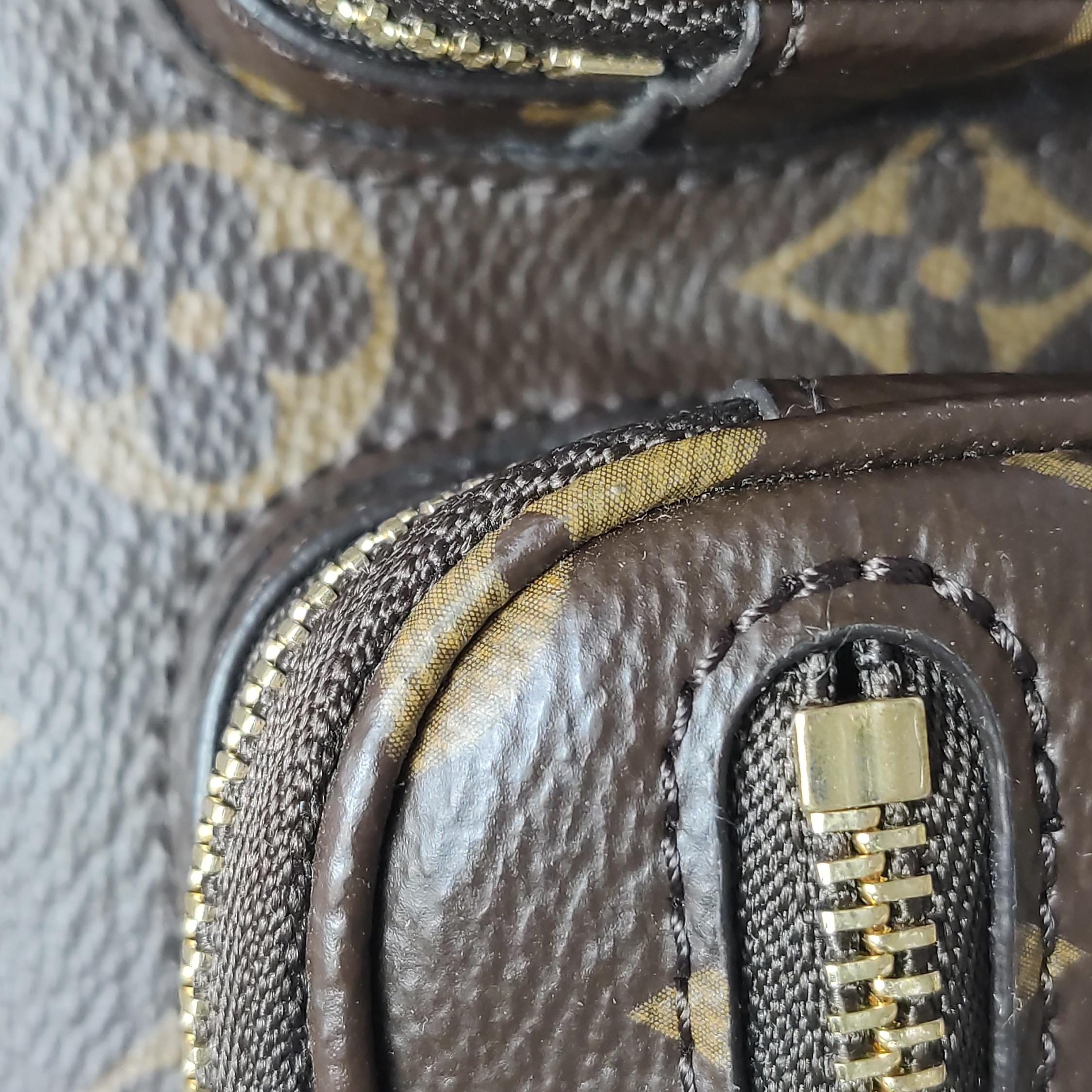 Louis Vuitton(LV) Utility Crossbody Bag Monogram Canvas — photo 17 of 22