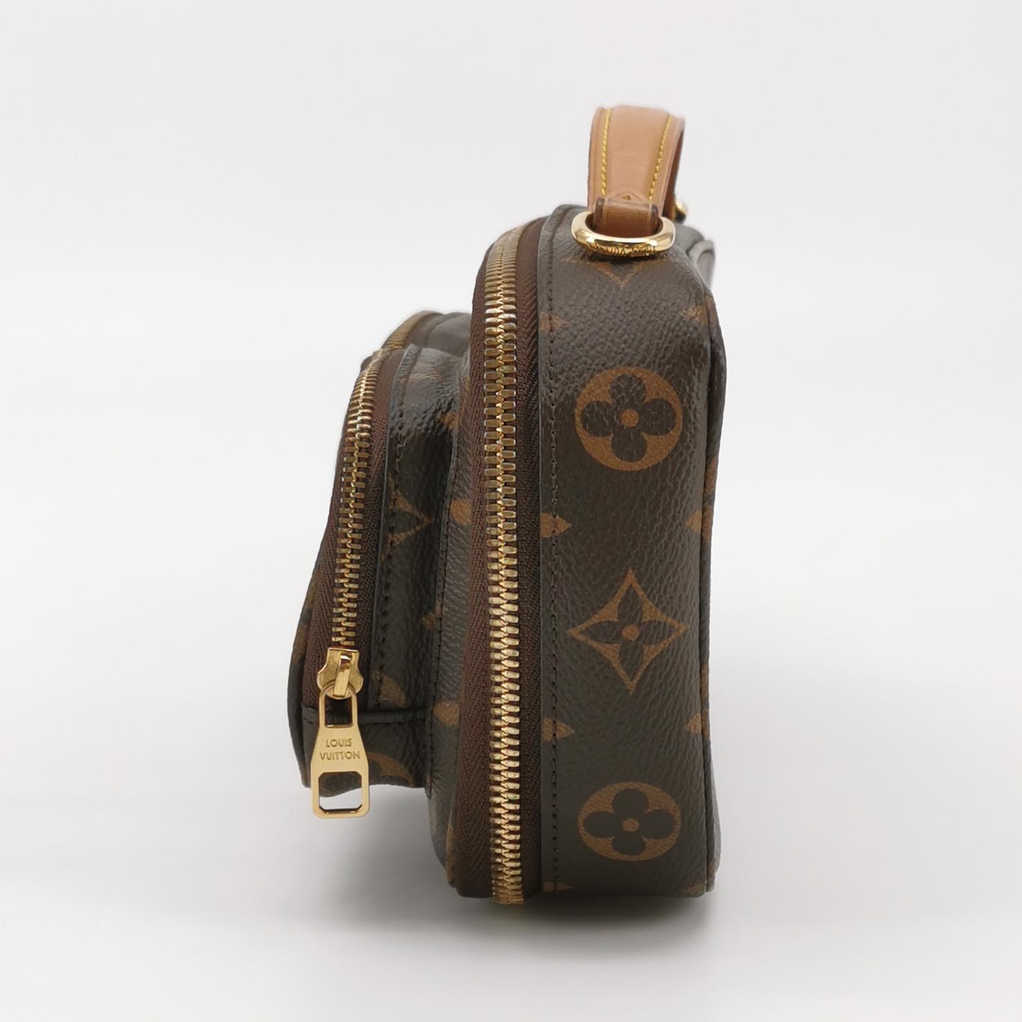 Louis Vuitton(LV) Utility Crossbody Bag Monogram Canvas — photo 4 of 23