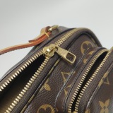 Louis Vuitton(LV) Utility Crossbody Bag Monogram Canvas — thumbnail 14