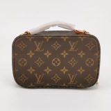 Louis Vuitton(LV) Utility Crossbody Bag Monogram Canvas — thumbnail 5