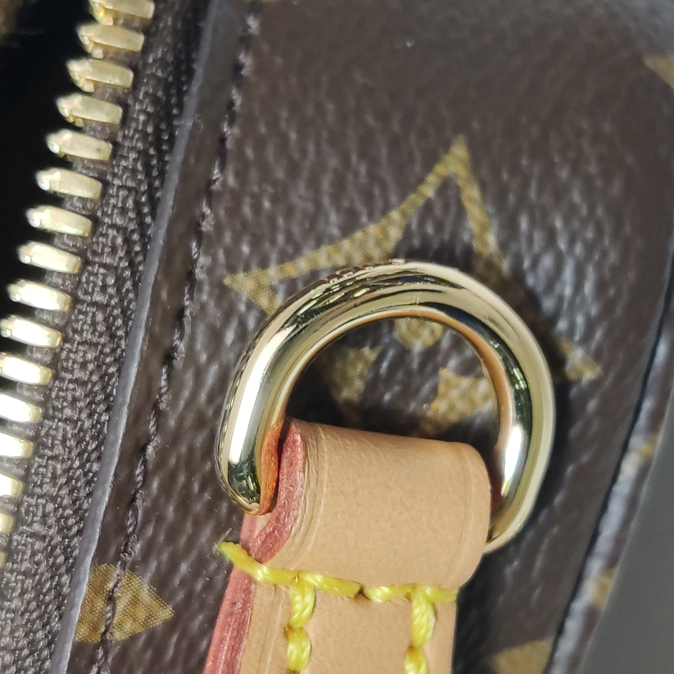 Louis Vuitton(LV) Utility Crossbody Bag Monogram Canvas — photo 12 of 18