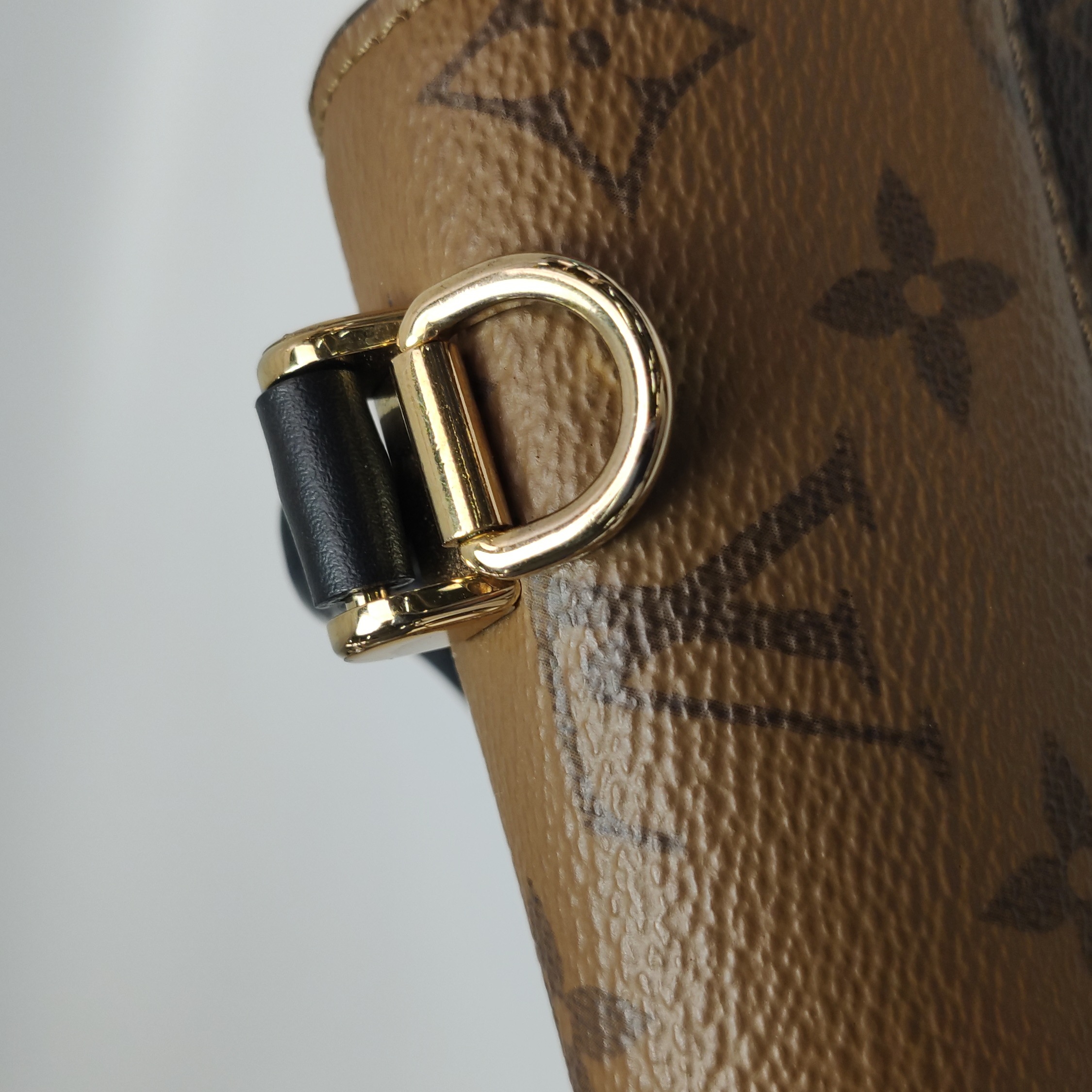 Louis Vuitton(LV) Tilsitt Top Handle Bag Reverse Monogram Canvas — photo 10 of 20