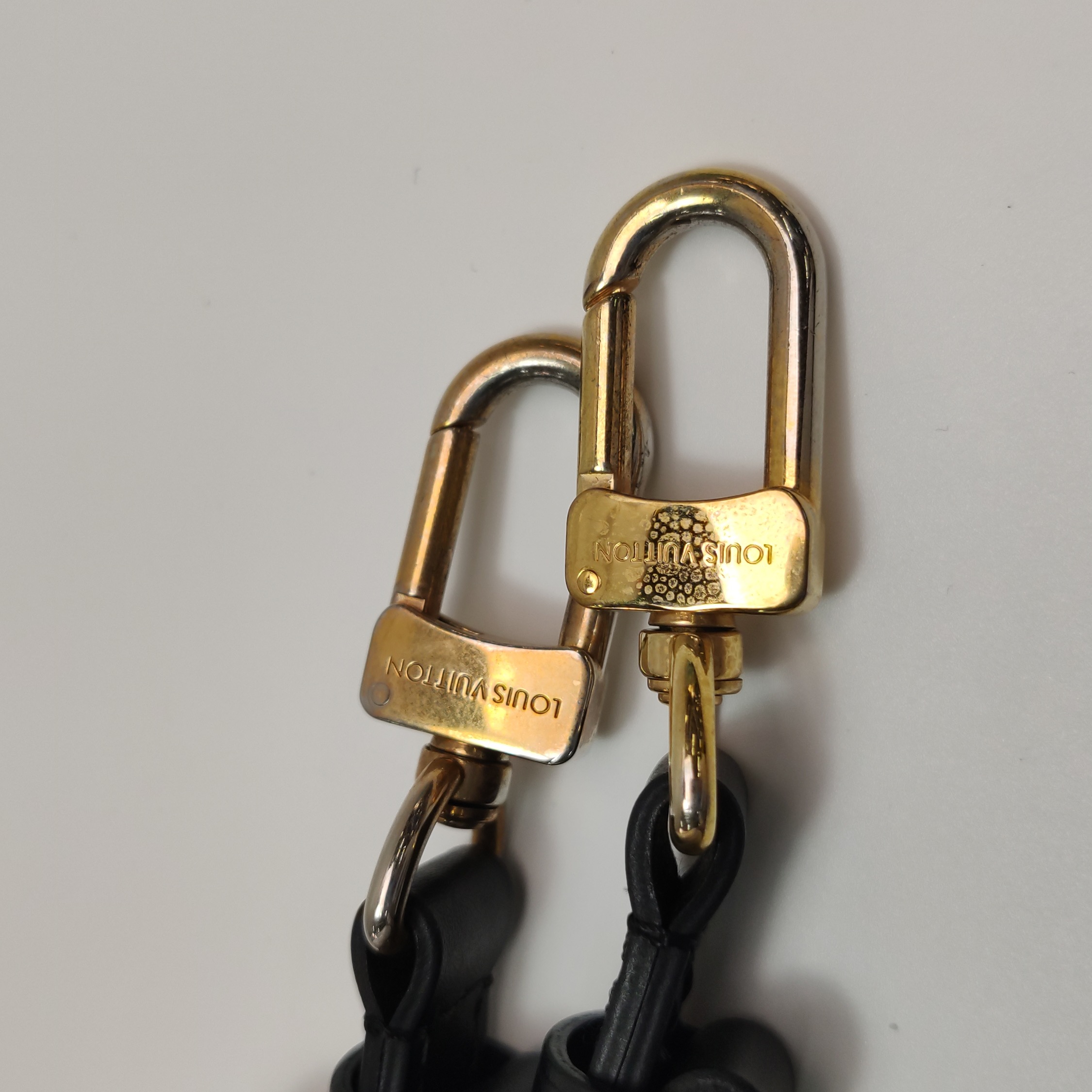 Louis Vuitton(LV) Tilsitt Top Handle Bag Reverse Monogram Canvas — photo 15 of 20
