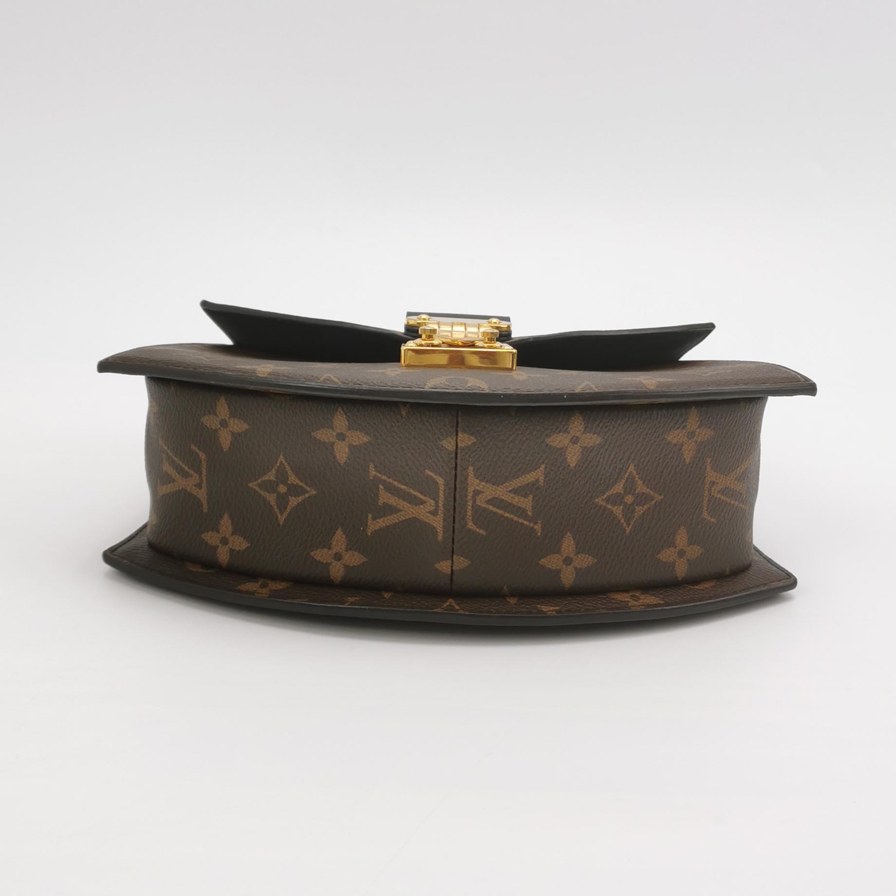 Louis Vuitton(LV) Tilsitt Top Handle Bag Reverse Monogram Canvas — photo 6 of 18