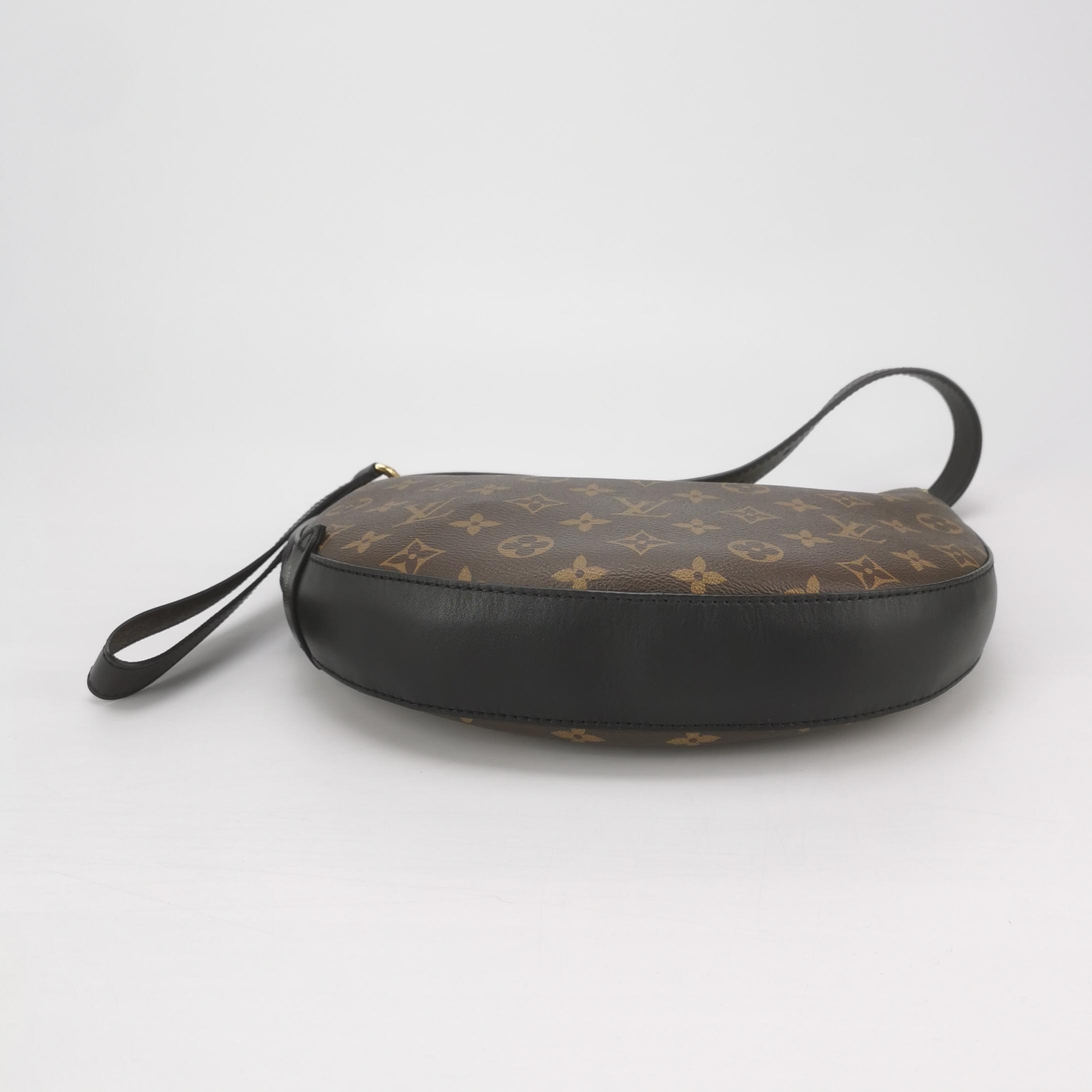 Louis Vuitton(LV) Cookie Handbag Monogram Canvas BB — photo 6 of 16