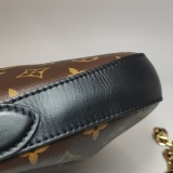 Louis Vuitton(LV) Cookie Handbag Monogram Canvas BB — thumbnail 15