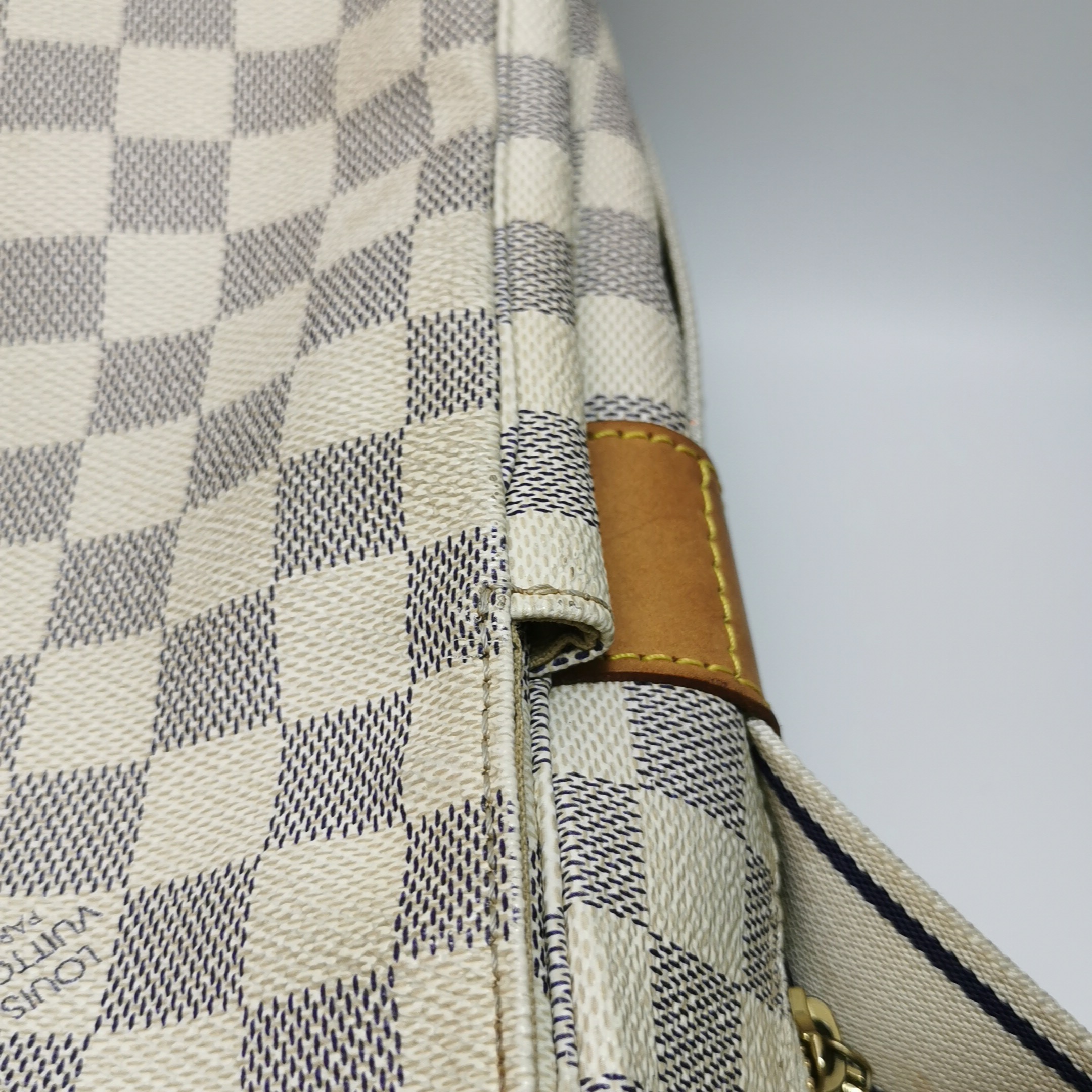 Louis Vuitton(LV) Naviglio Handbag Damier — photo 14 of 23