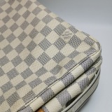 Louis Vuitton(LV) Naviglio Handbag Damier — thumbnail 23