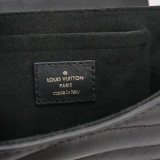 Louis Vuitton(LV) New Wave Chain Bag Quilted Leather PM — thumbnail 8