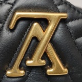 Louis Vuitton(LV) New Wave Chain Bag Quilted Leather PM — thumbnail 10