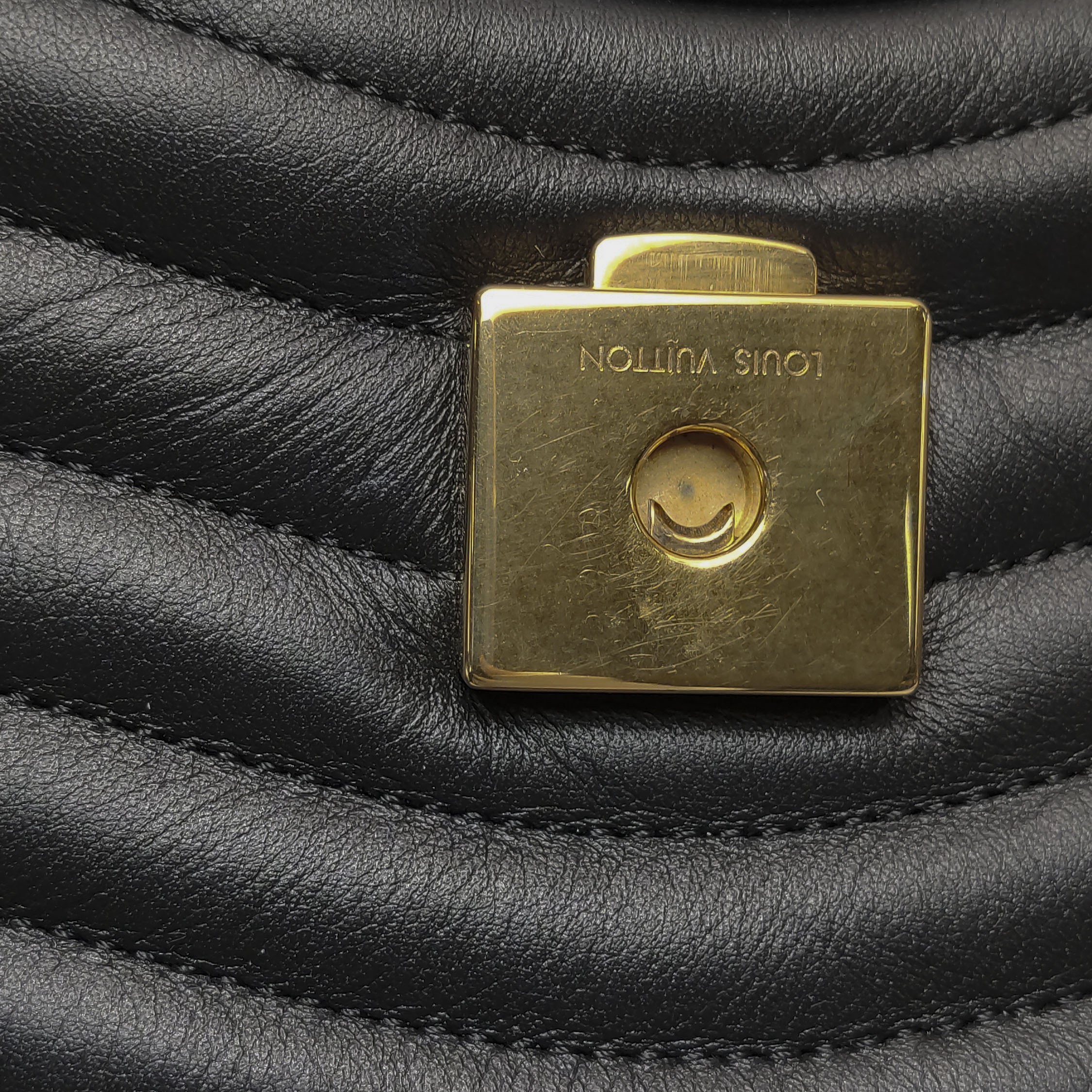 Louis Vuitton(LV) New Wave Chain Bag Quilted Leather PM — photo 12 of 19