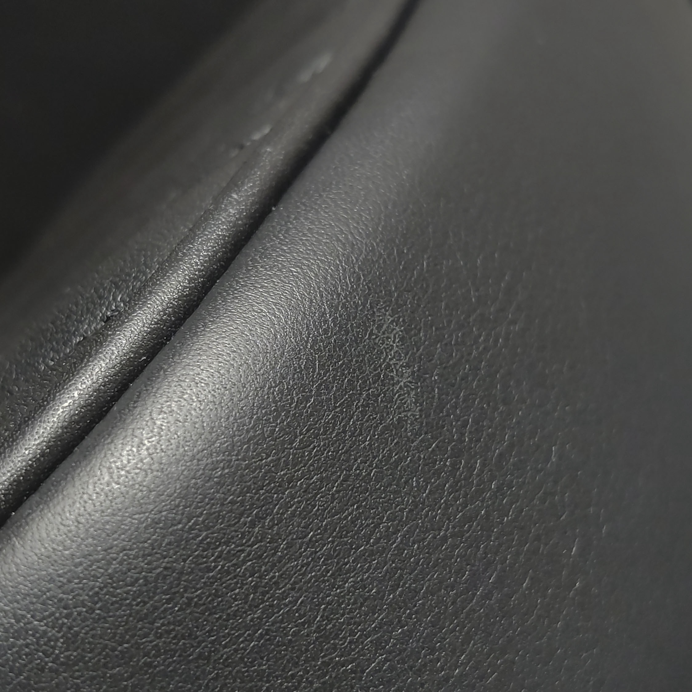 Louis Vuitton(LV) New Wave Chain Bag Quilted Leather PM — photo 18 of 19