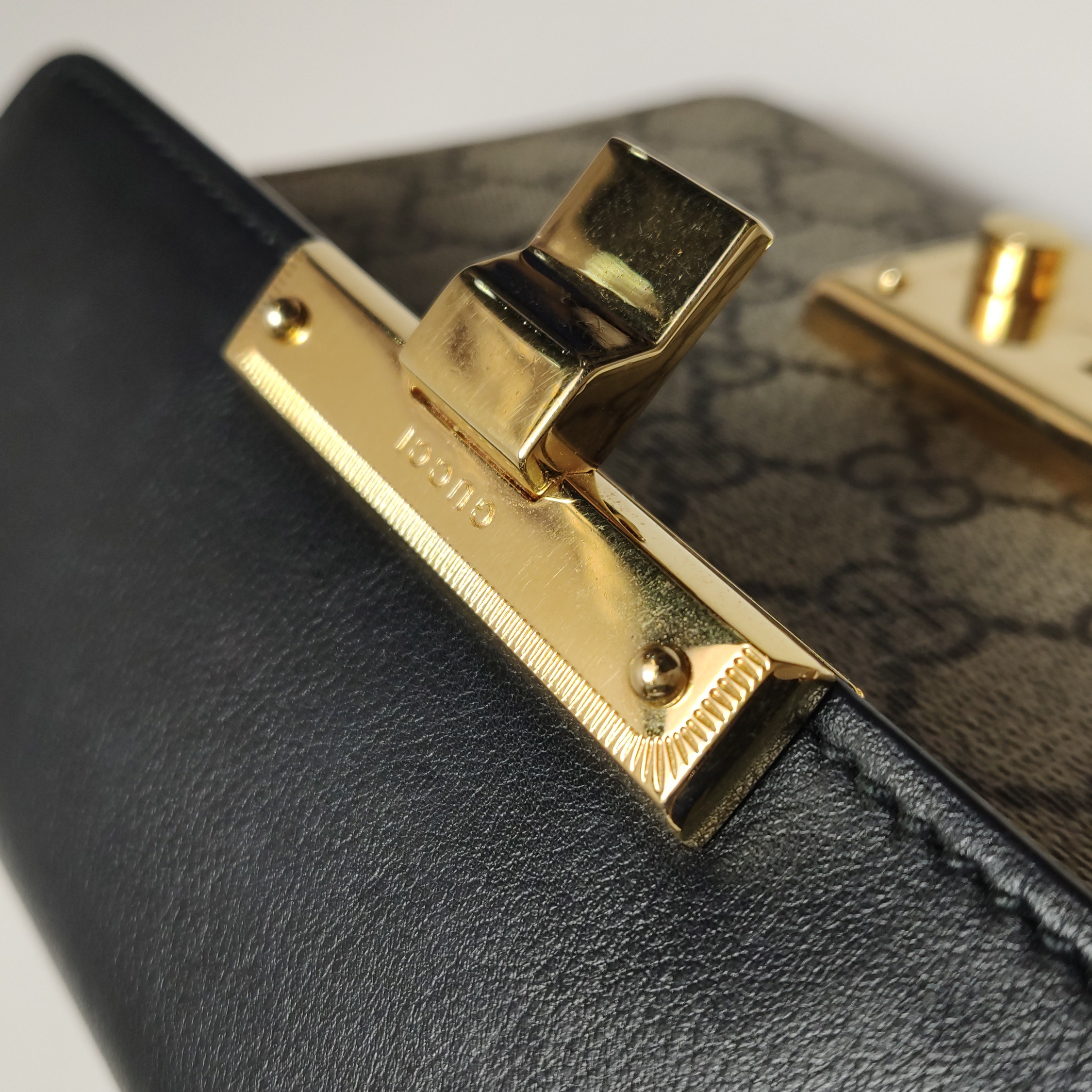 Gucci Padlock Shoulder Bag GG Coated Canvas and Leather Small — photo 10 of 15