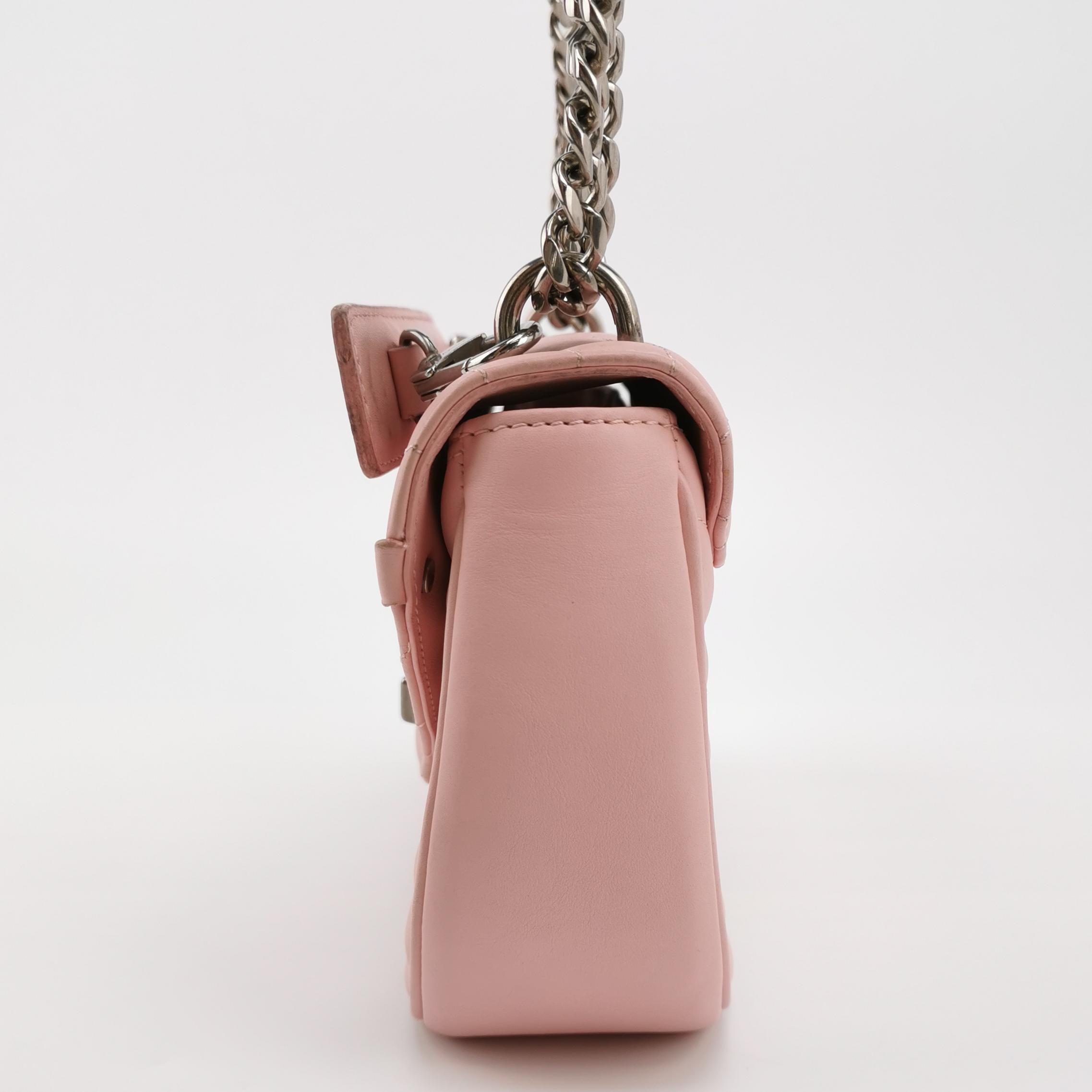 Louis Vuitton(LV) New Wave Chain Bag Quilted Leather MM — photo 3 of 22