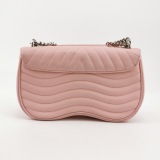 Louis Vuitton(LV) New Wave Chain Bag Quilted Leather MM — thumbnail 5