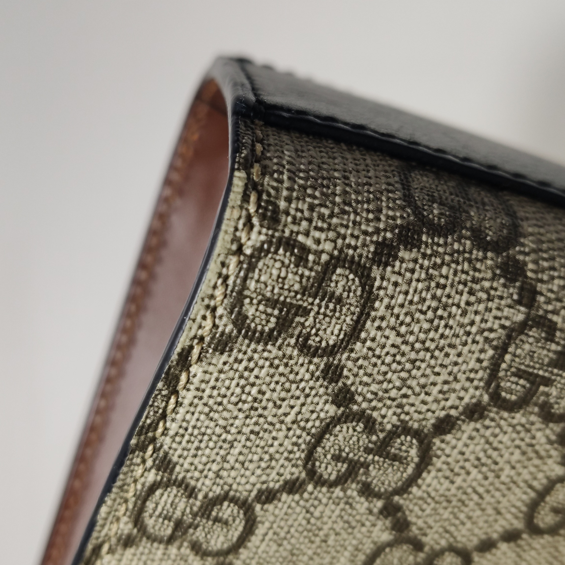 Gucci Padlock Shoulder Bag GG Coated Canvas and Leather Small — photo 14 of 15