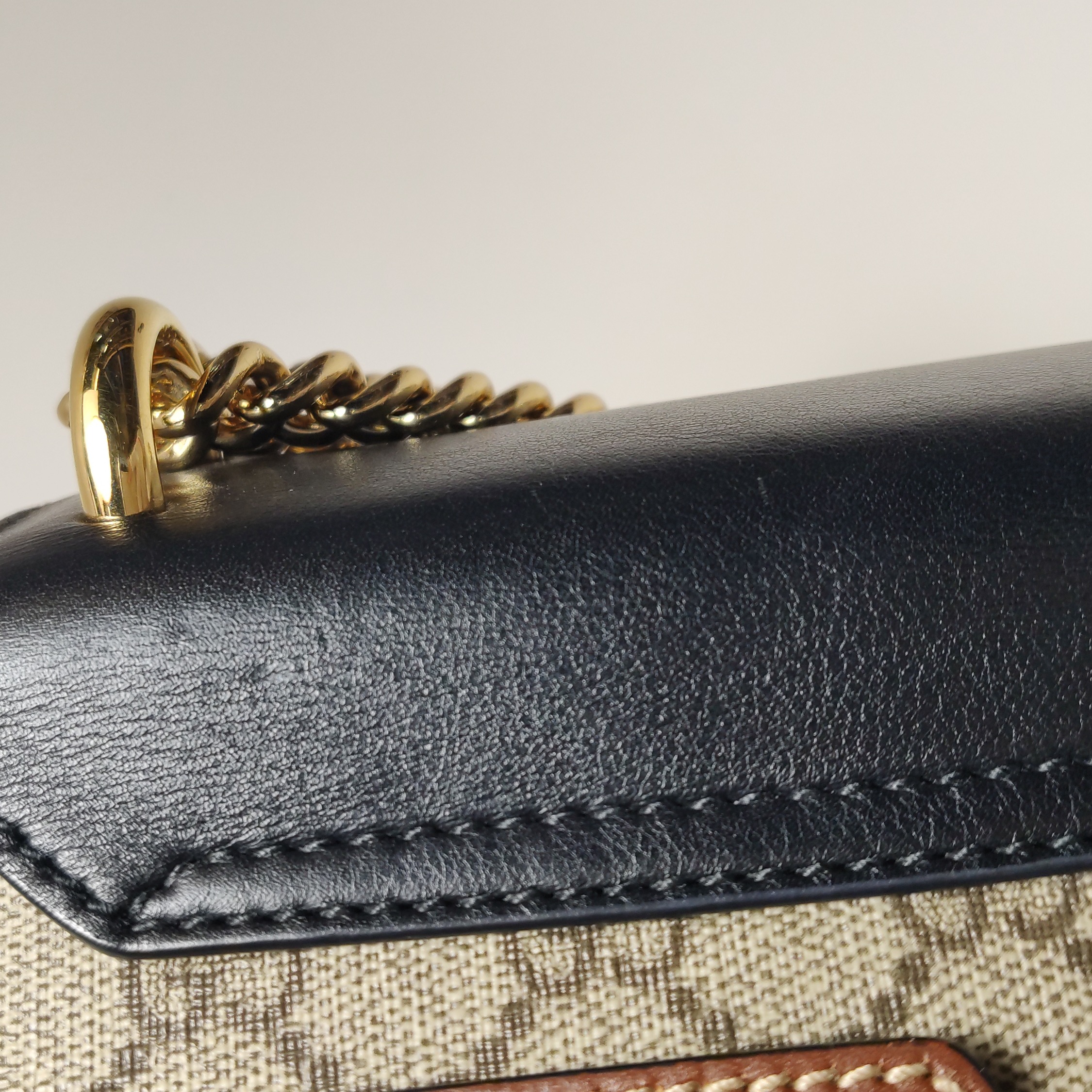 Gucci Padlock Shoulder Bag GG Coated Canvas and Leather Small — photo 11 of 15