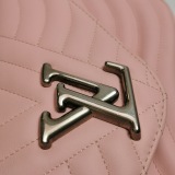 Louis Vuitton(LV) New Wave Chain Bag Quilted Leather MM — thumbnail 9