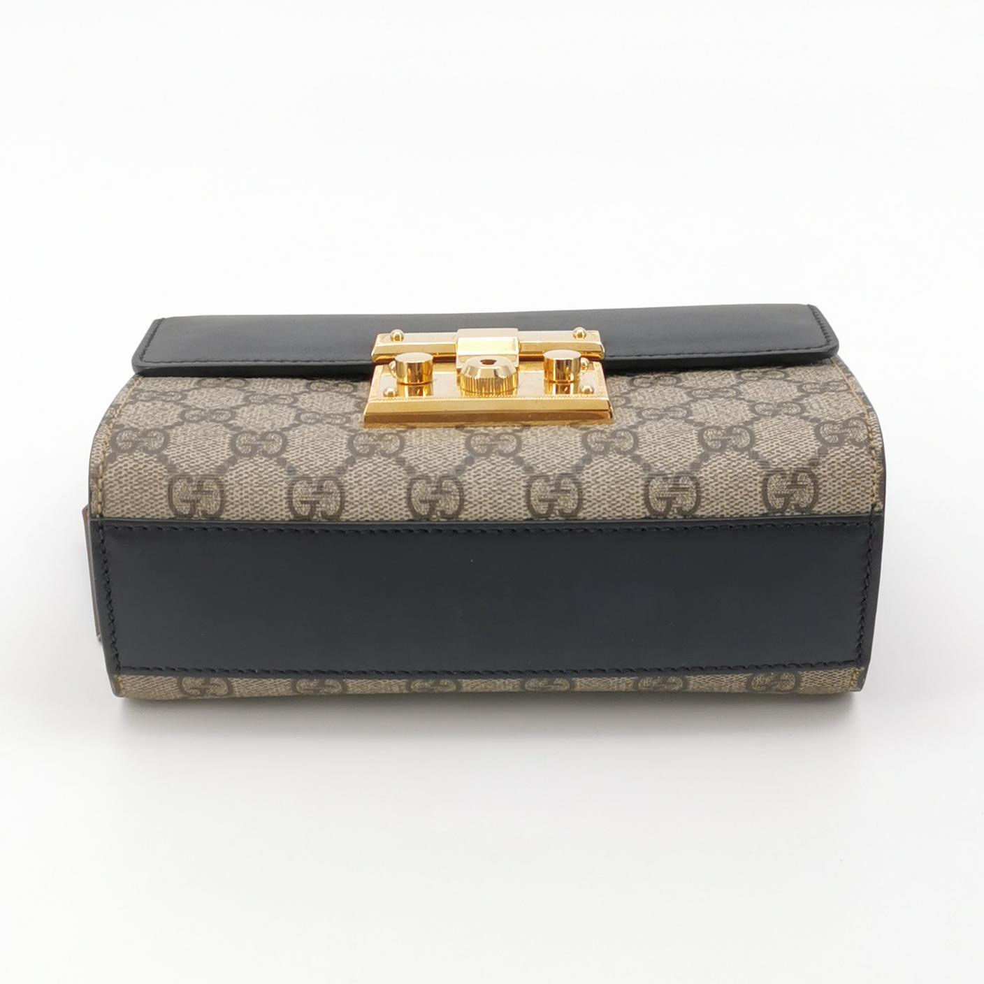 Gucci Padlock Shoulder Bag GG Coated Canvas and Leather Small — photo 6 of 15
