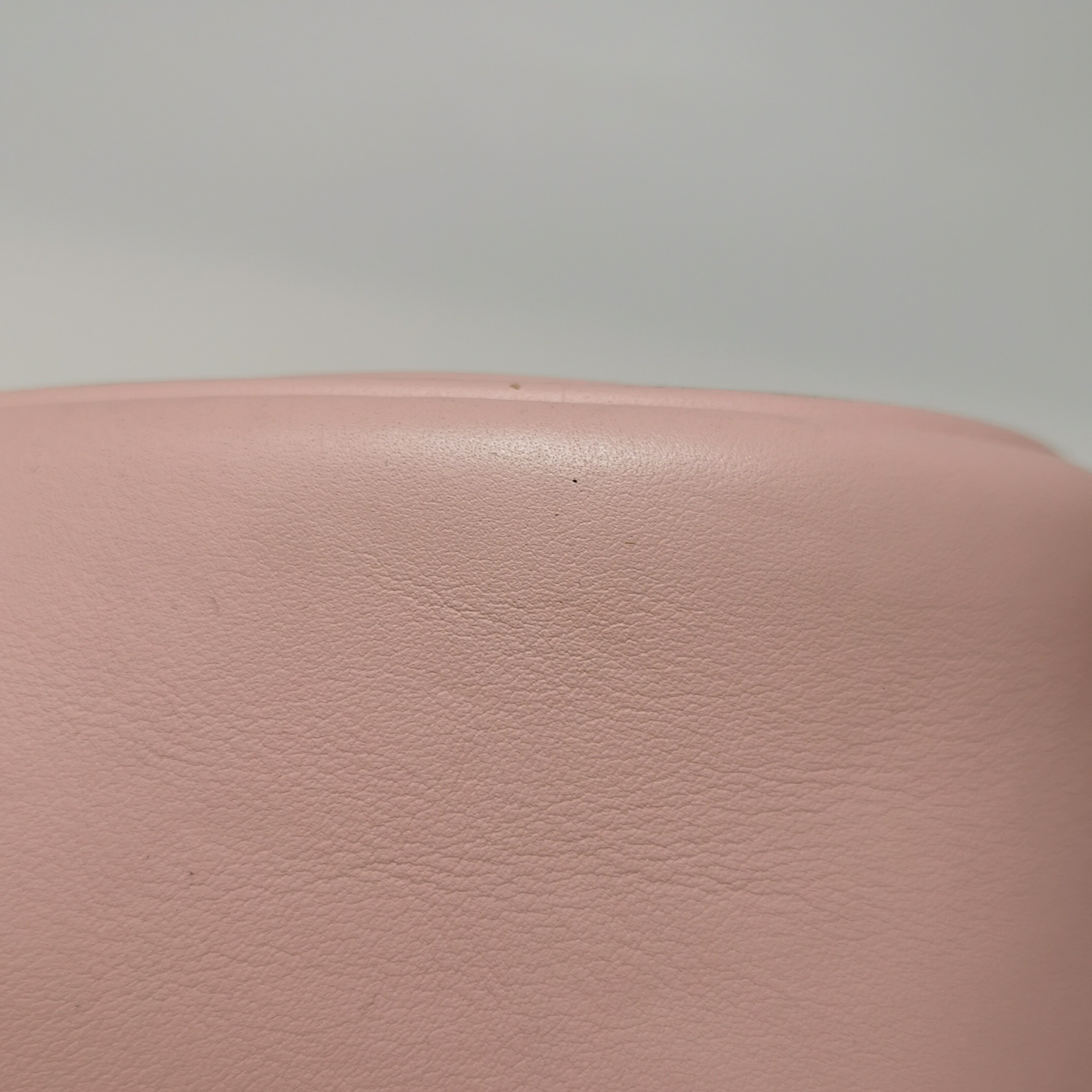 Louis Vuitton(LV) New Wave Chain Bag Quilted Leather MM — photo 21 of 22