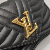 Louis Vuitton(LV) New Wave Chain Bag Quilted Leather MM — thumbnail 9