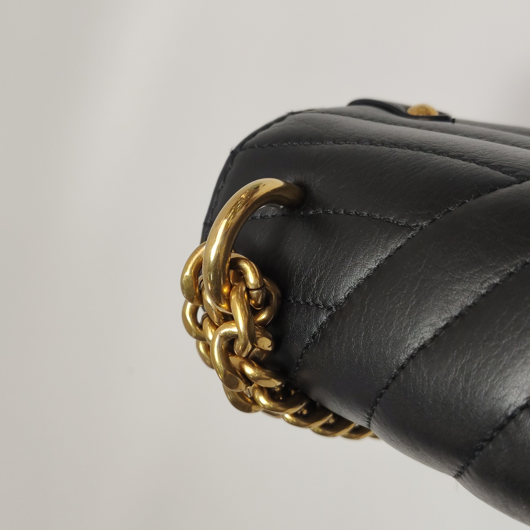 Louis Vuitton(LV) New Wave Chain Bag Quilted Leather MM — photo 14 of 23