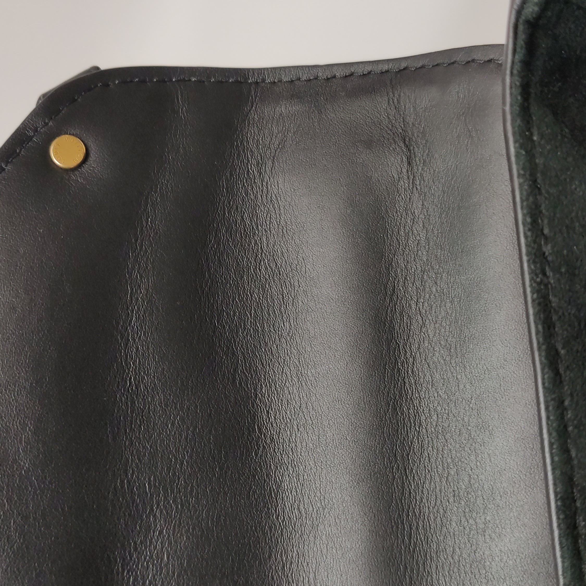 Louis Vuitton(LV) New Wave Chain Bag Quilted Leather MM — photo 11 of 23