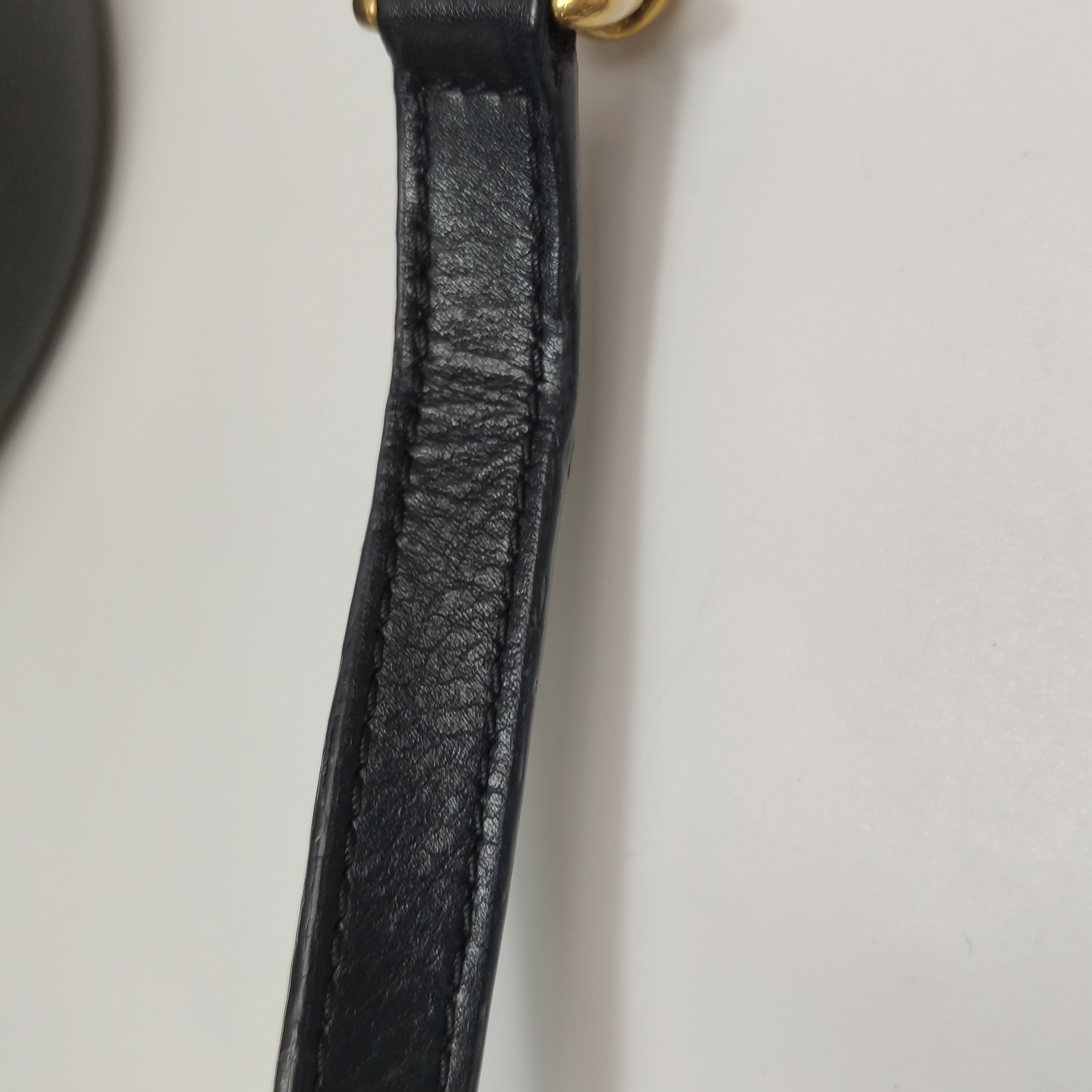 Louis Vuitton(LV) New Wave Chain Bag Quilted Leather MM — photo 20 of 23