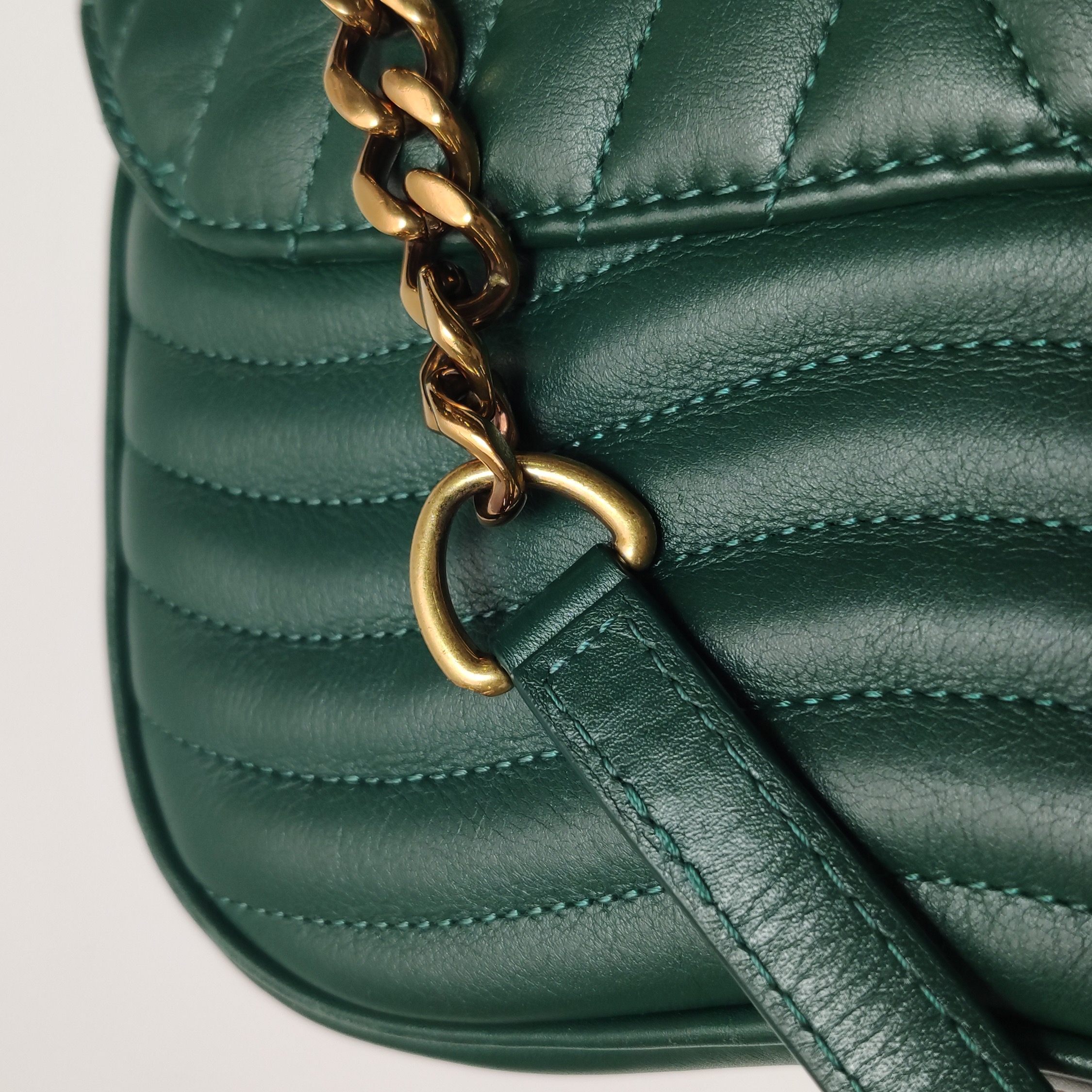 Louis Vuitton(LV) New Wave Chain Bag Quilted Leather PM — photo 10 of 24