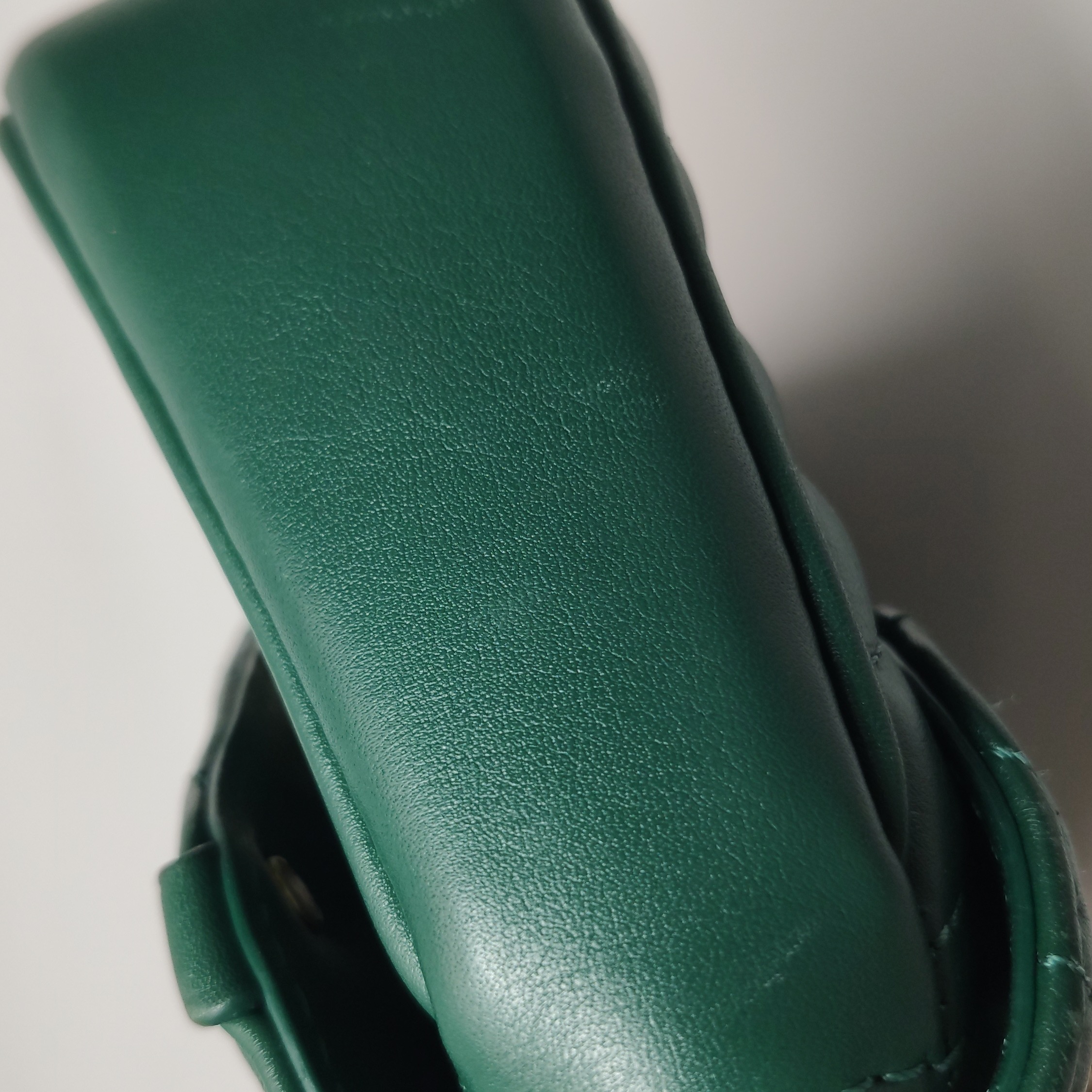Louis Vuitton(LV) New Wave Chain Bag Quilted Leather PM — photo 14 of 24