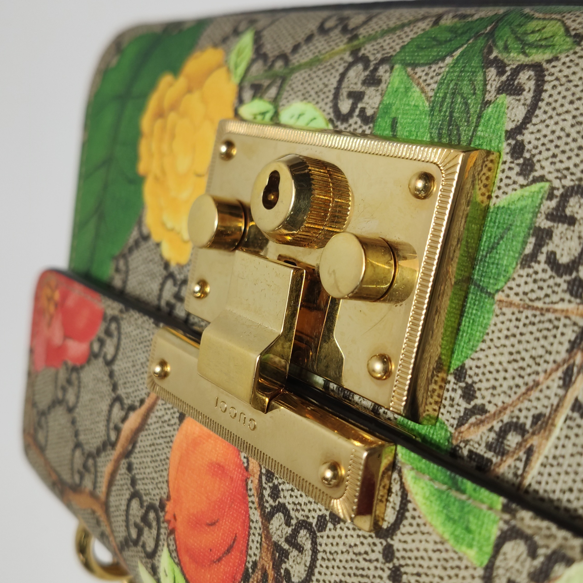 Gucci Padlock Shoulder Bag Tian Print GG Coated Canvas Small — photo 10 of 14