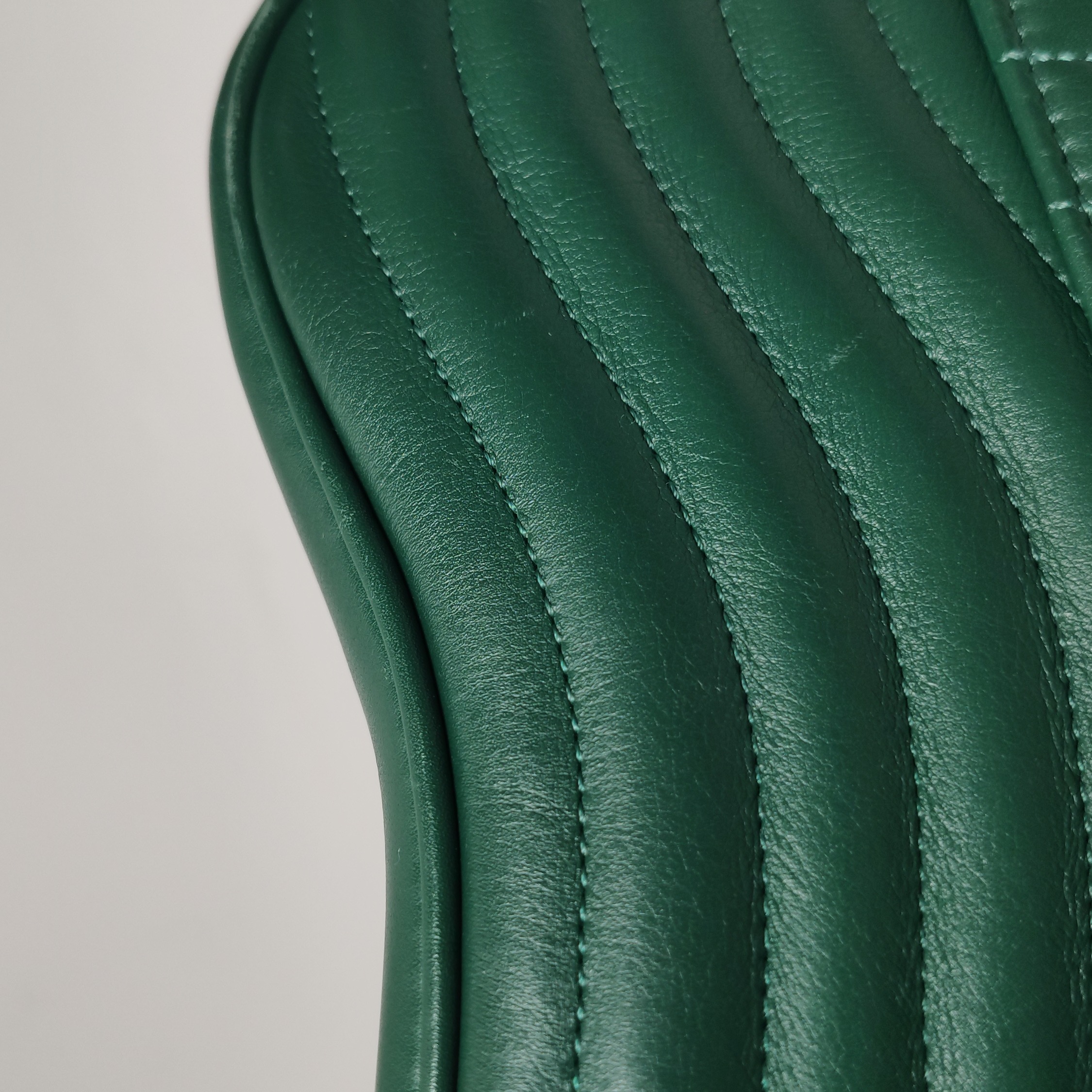 Louis Vuitton(LV) New Wave Chain Bag Quilted Leather PM — photo 19 of 24